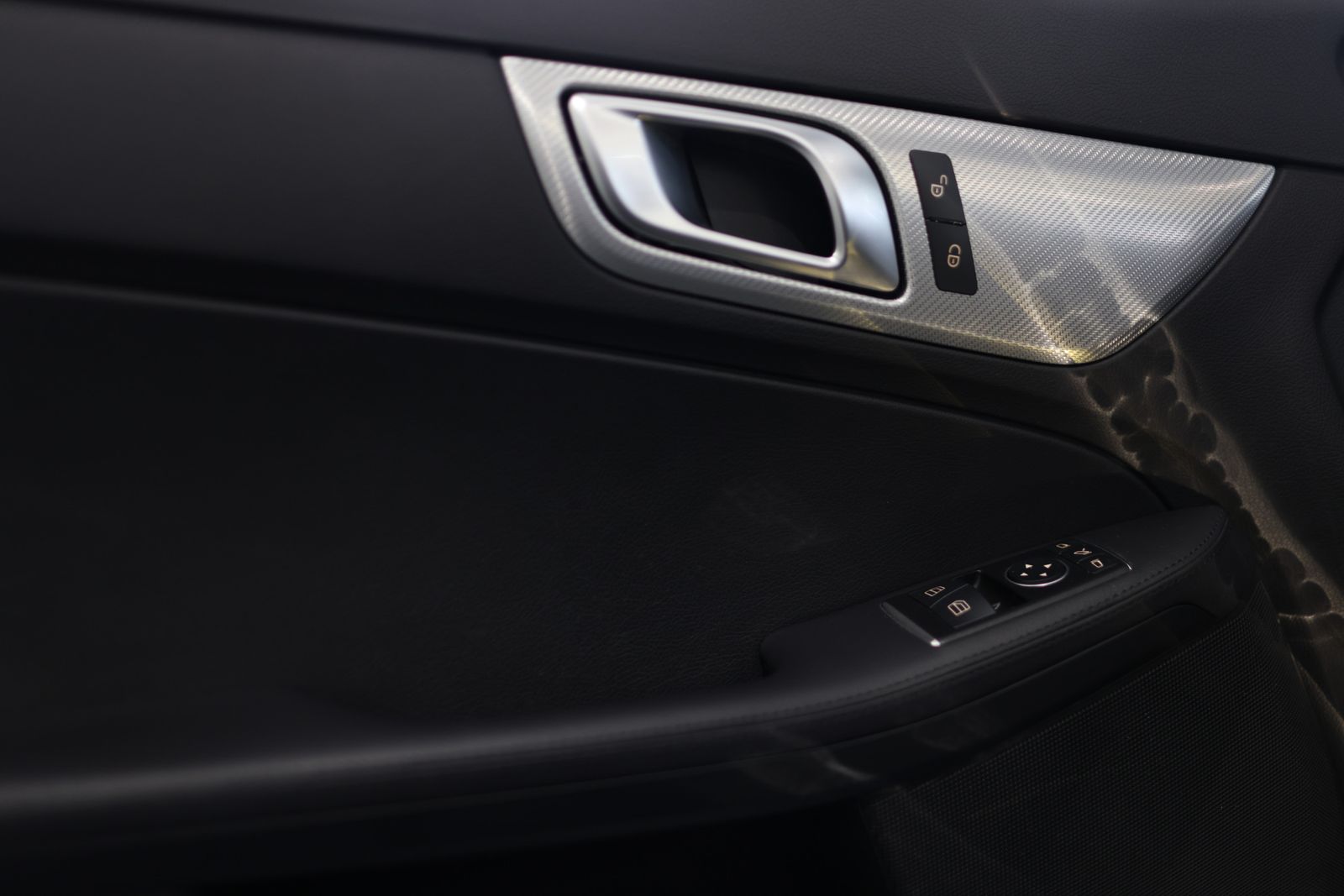 Mercedes-Benz SLC 200 AIRSCARF / TOTWINKEL / LEDER / NAVI foto 18