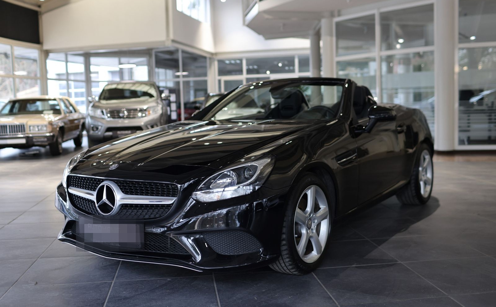 Mercedes-Benz SLC 200 AIRSCARF / TOTWINKEL / LEDER / NAVI foto 4
