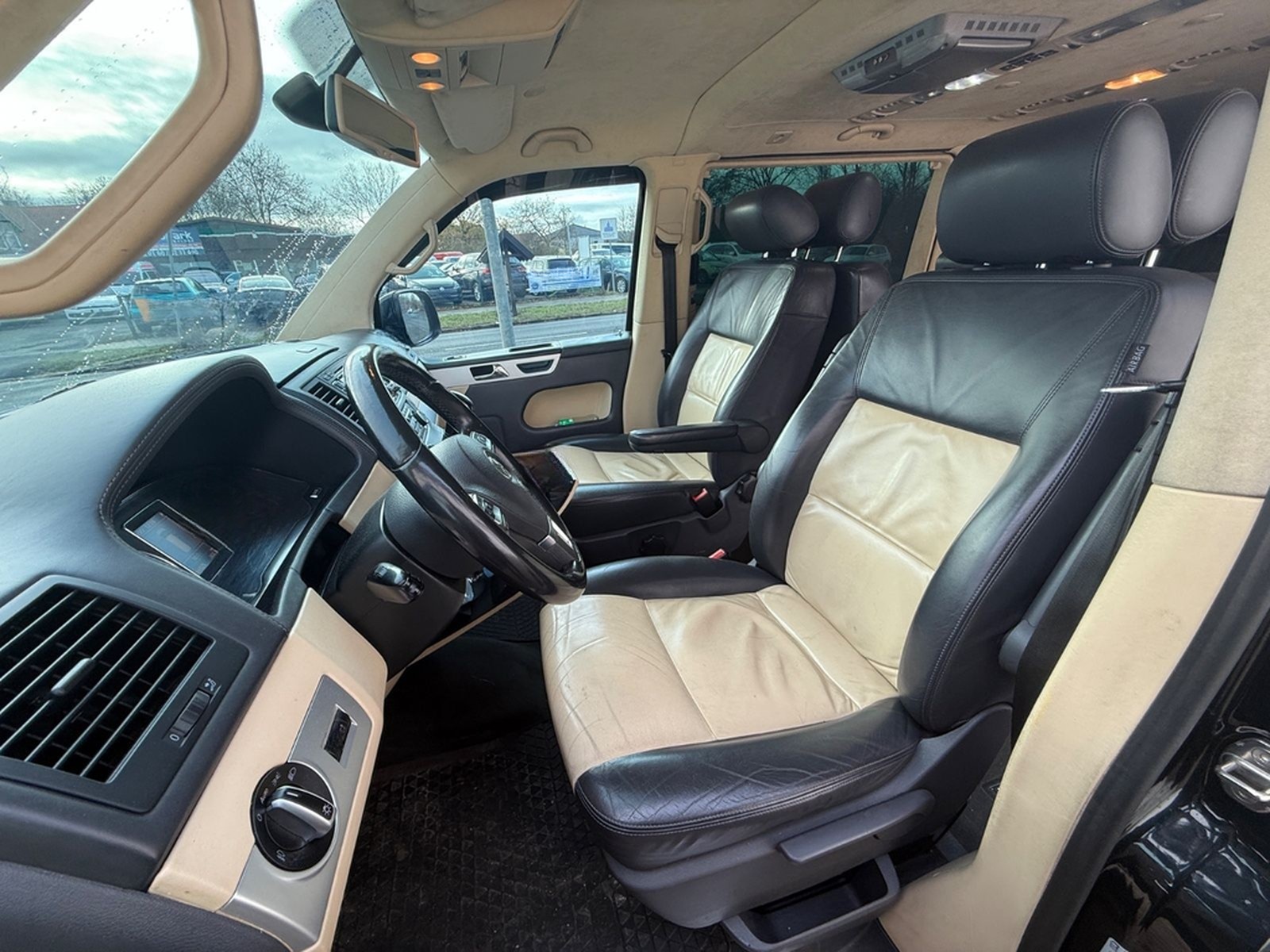 Volkswagen T5 Multivan Highline ATM-VW/KAMERA/NAVI/STANDHEI foto 25