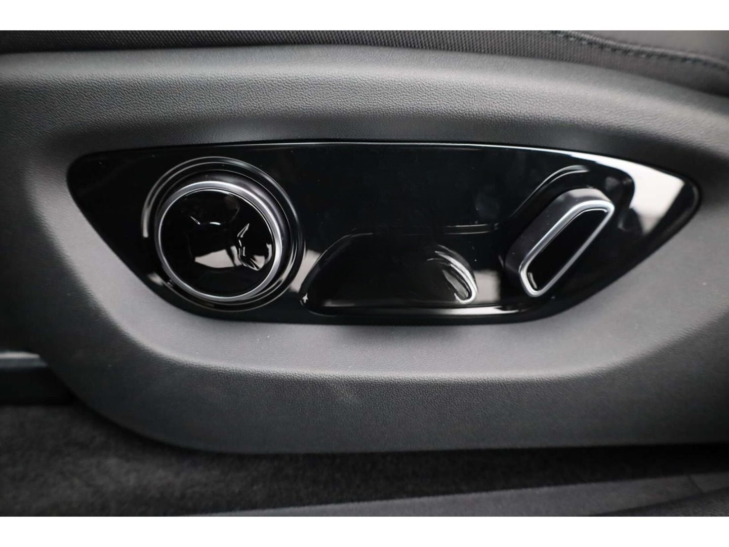 BYD SEALION 7 Elektro Design AWD LP: 57.899,- /Pano/ foto 20