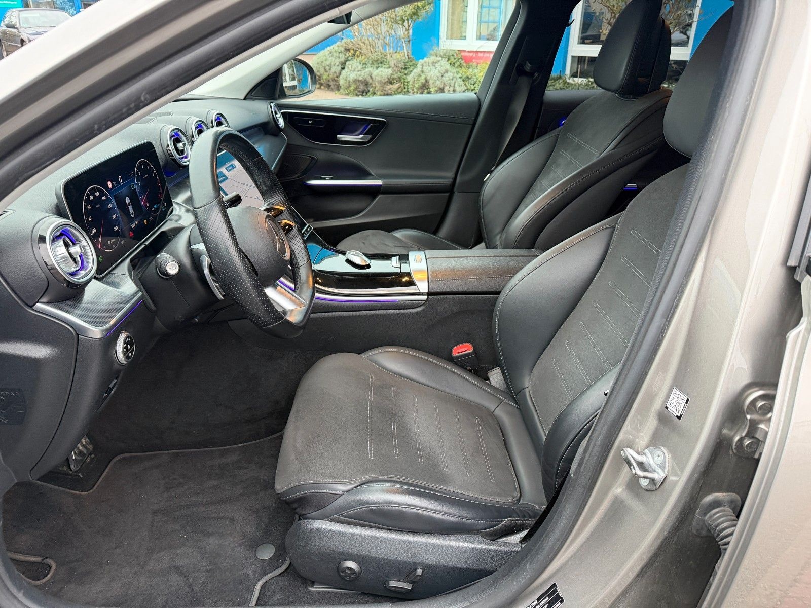 Mercedes-Benz C 180 CGI 9G-Tronic Limousine AMG Line foto 8