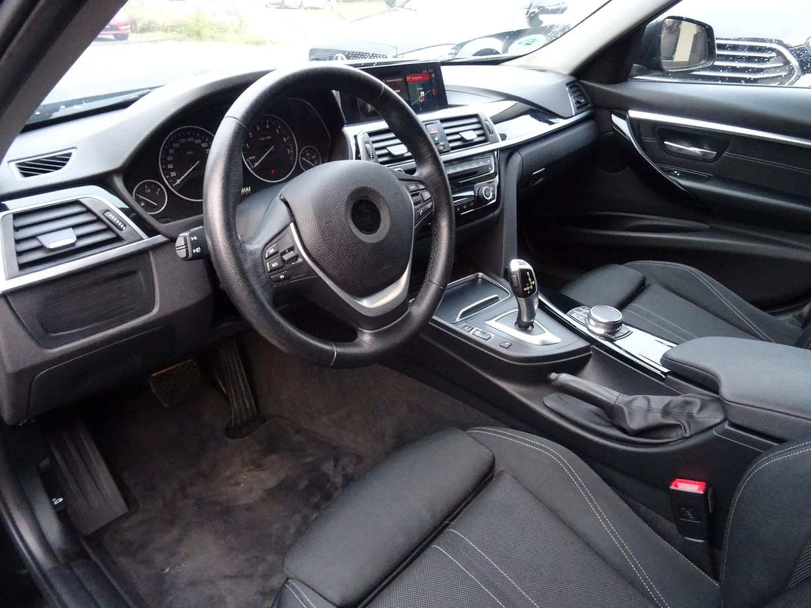 BMW 340i Touring Sport Line LED NAVI KAMERA SHZ PDC foto 10