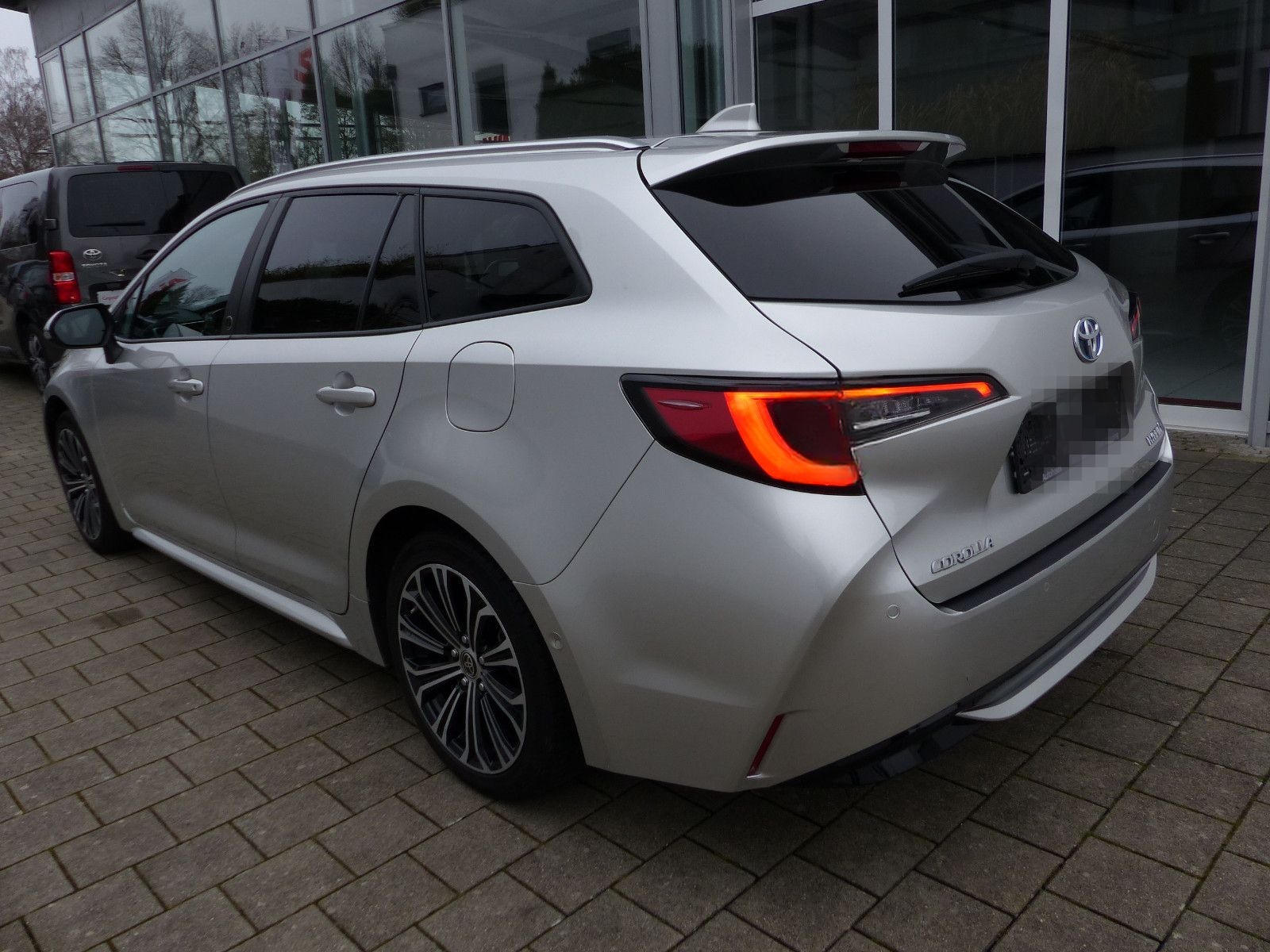 Toyota Corolla TS 2.0Hybrid TeamD Kamera Navi Totwinkel foto 2
