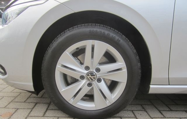 Volkswagen Golf VIII Variant Life eTSI DSG foto 9