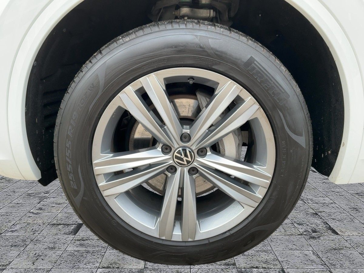 Volkswagen Touareg 3.0 TDI 4M R-LINE LED+NAVI+AHK+ACC+RFK foto 8