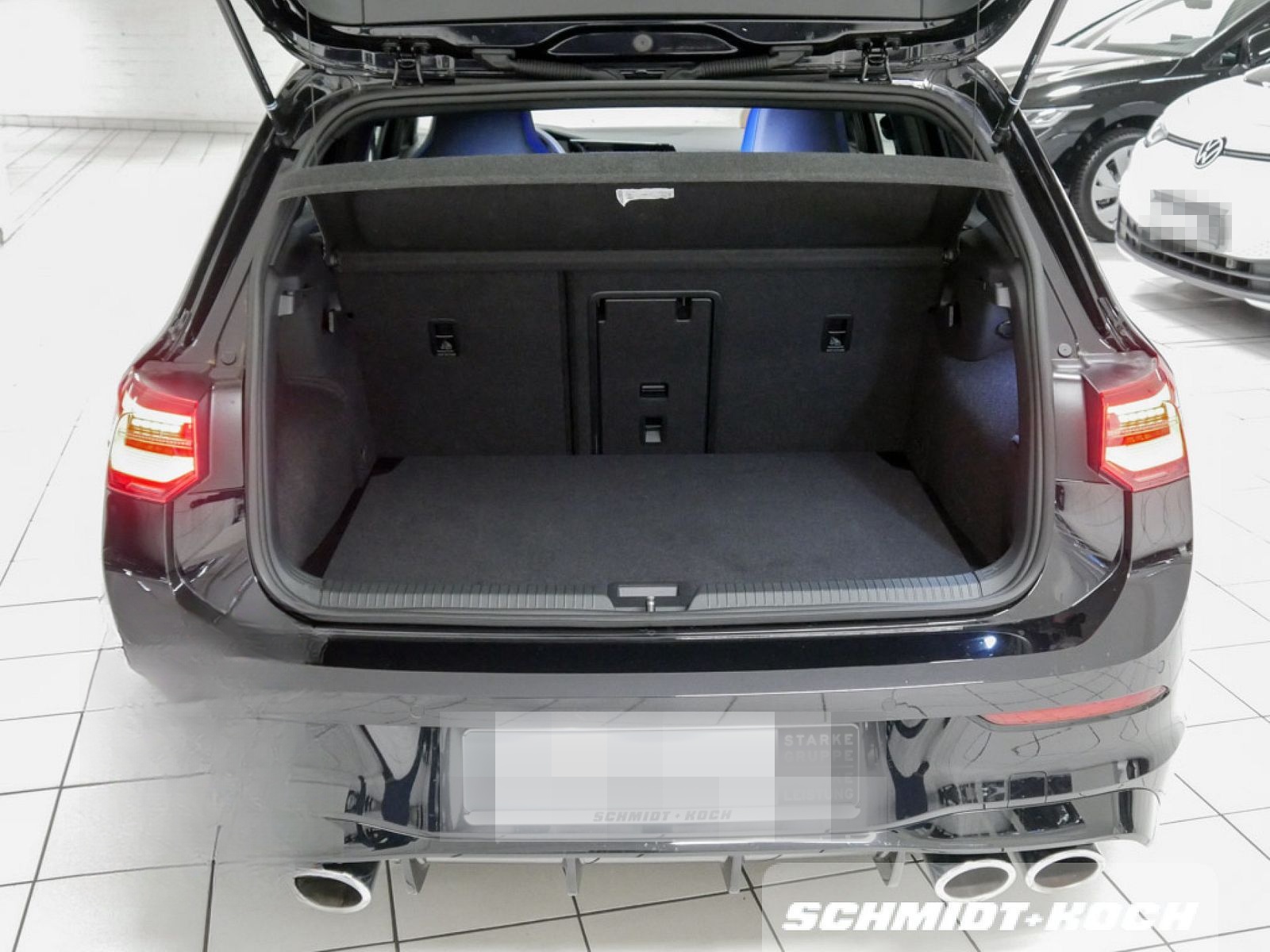 Volkswagen Golf VIII 2.0 TSI 4M R Performance BlackStyle foto 11