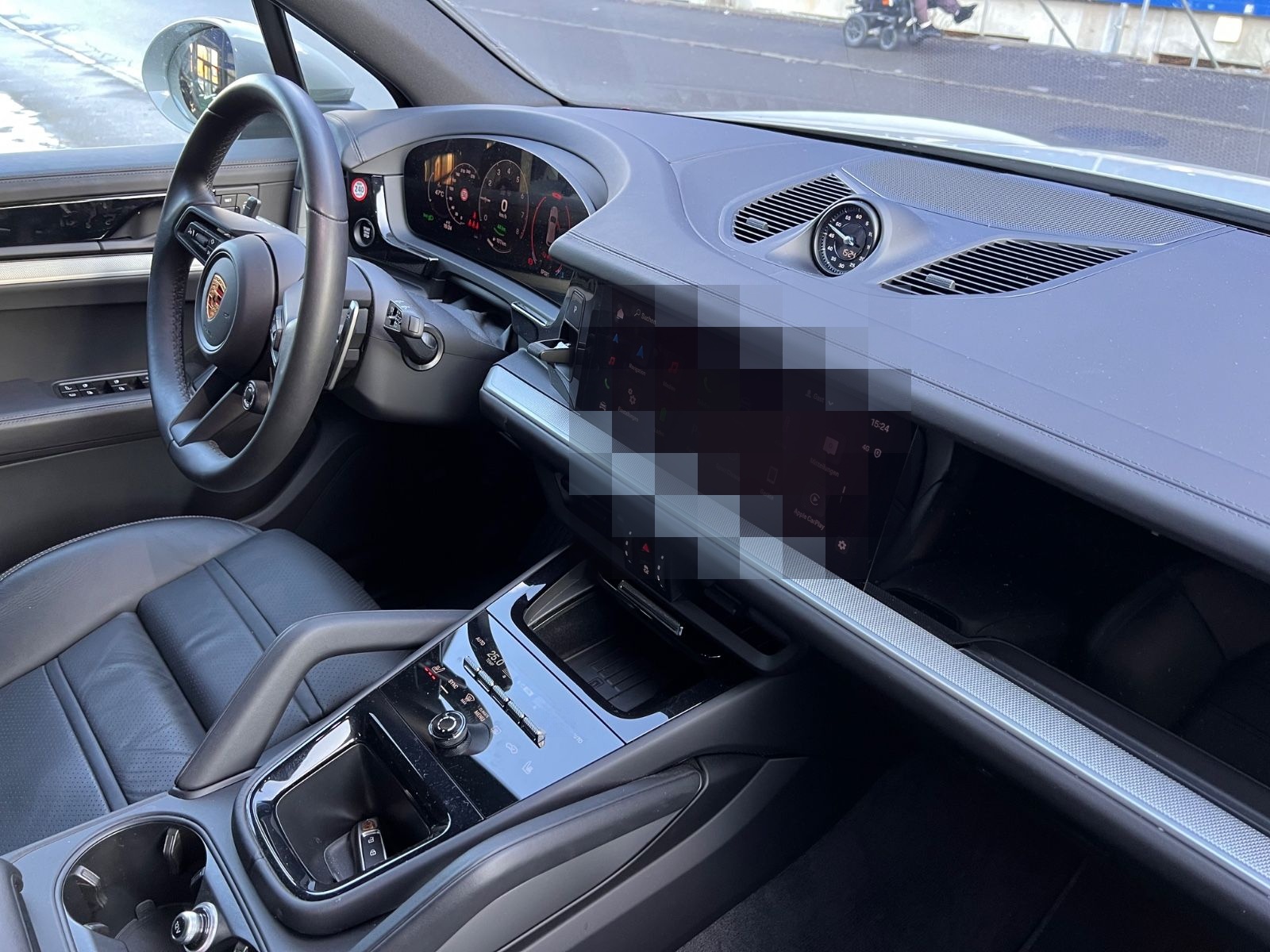 Porsche Cayenne E-Hyb Kreide · Inno · AHK · 14Wege  Bose foto 11