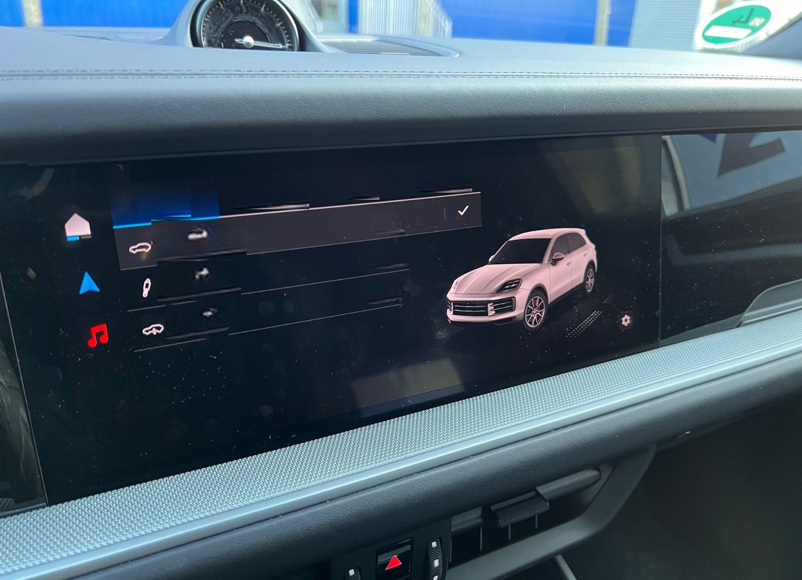 Porsche Cayenne E-Hyb Kreide · Inno · AHK · 14Wege  Bose foto 17