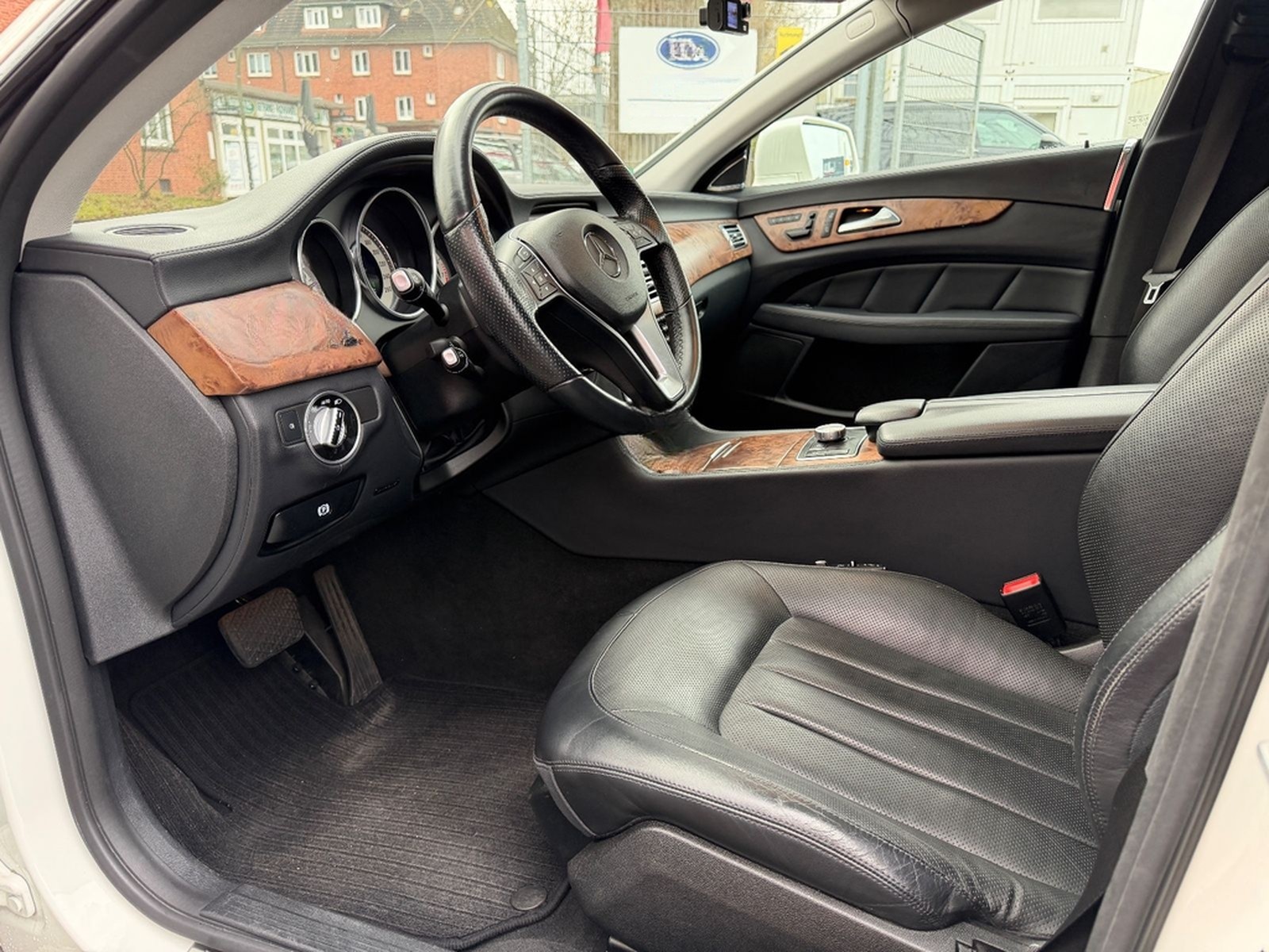 Mercedes-Benz CLS 350 H&Rsound*MEMO*LEDER*SDACH*KAMERA foto 27