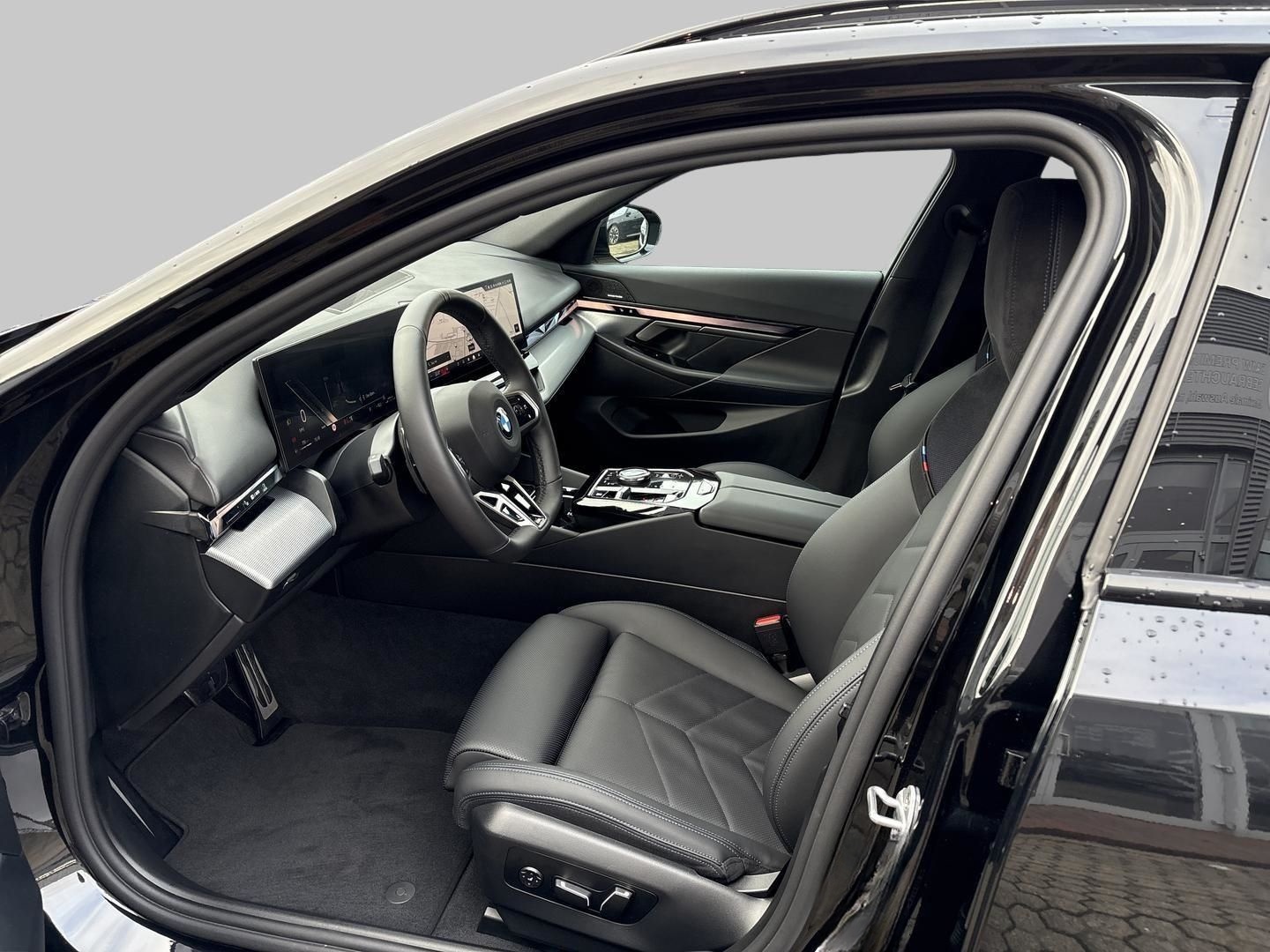 BMW 520 I M Sport AHK H&K ACC LED Navi Digitales Coc foto 9