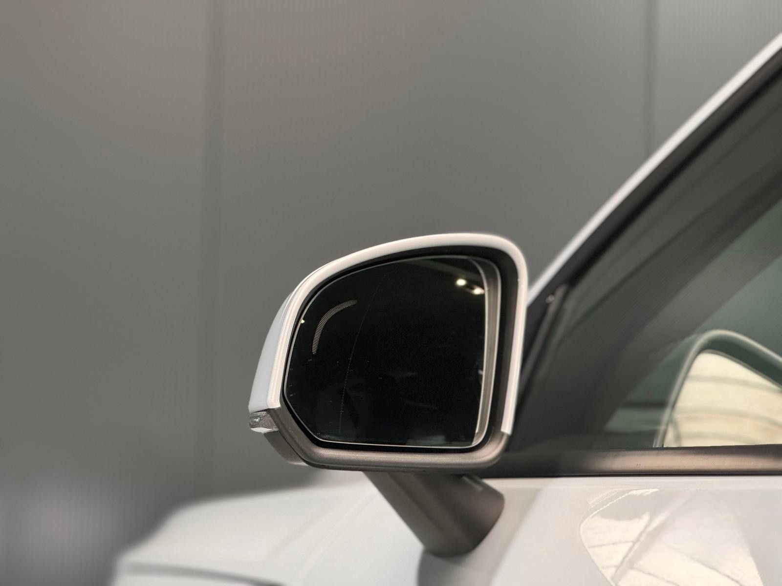 Volvo XC40 T2 Momentum Advanced | KAMERA | CARPLAY | foto 11