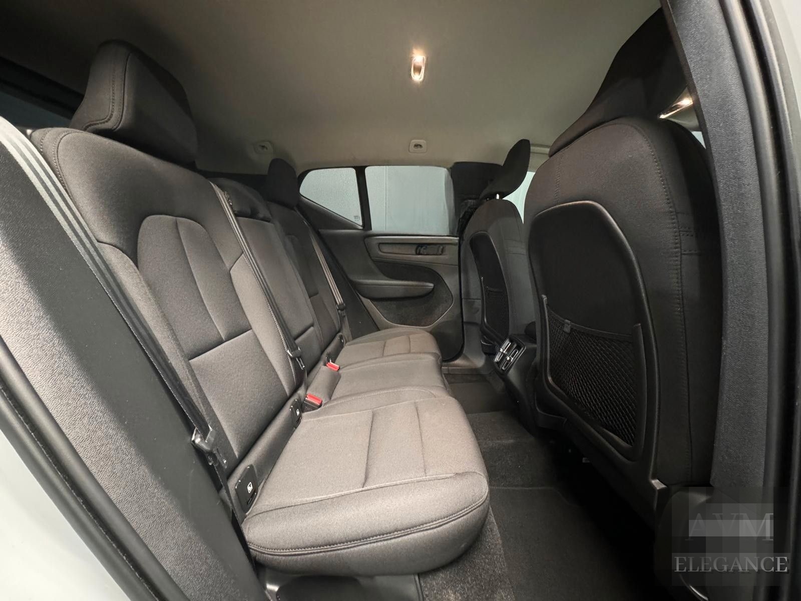 Volvo XC40 T2 Momentum Advanced | KAMERA | CARPLAY | foto 19