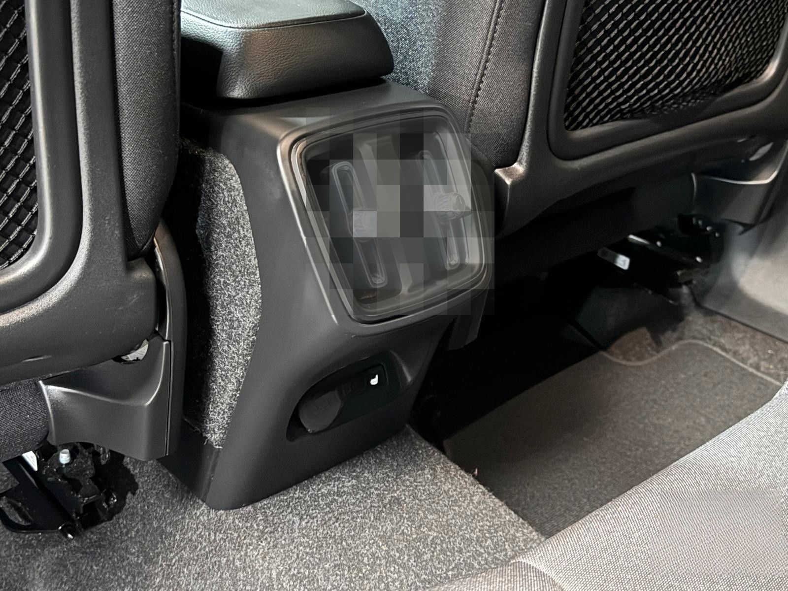 Volvo XC40 T2 Momentum Advanced | KAMERA | CARPLAY | foto 21