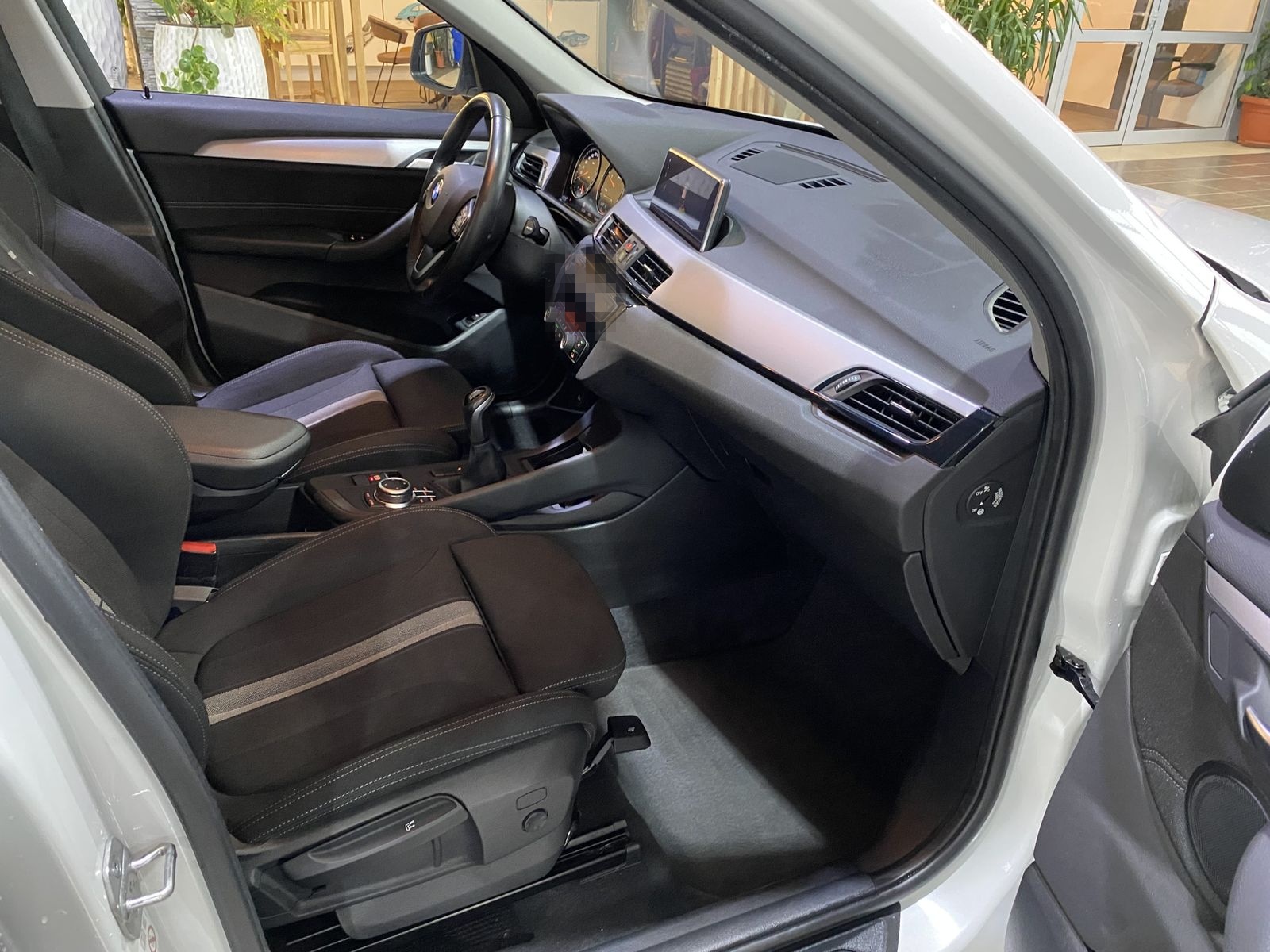 BMW X1 18d*Advantage*SHZ*PDC*Navi*LED*HiFi-L,syste foto 16