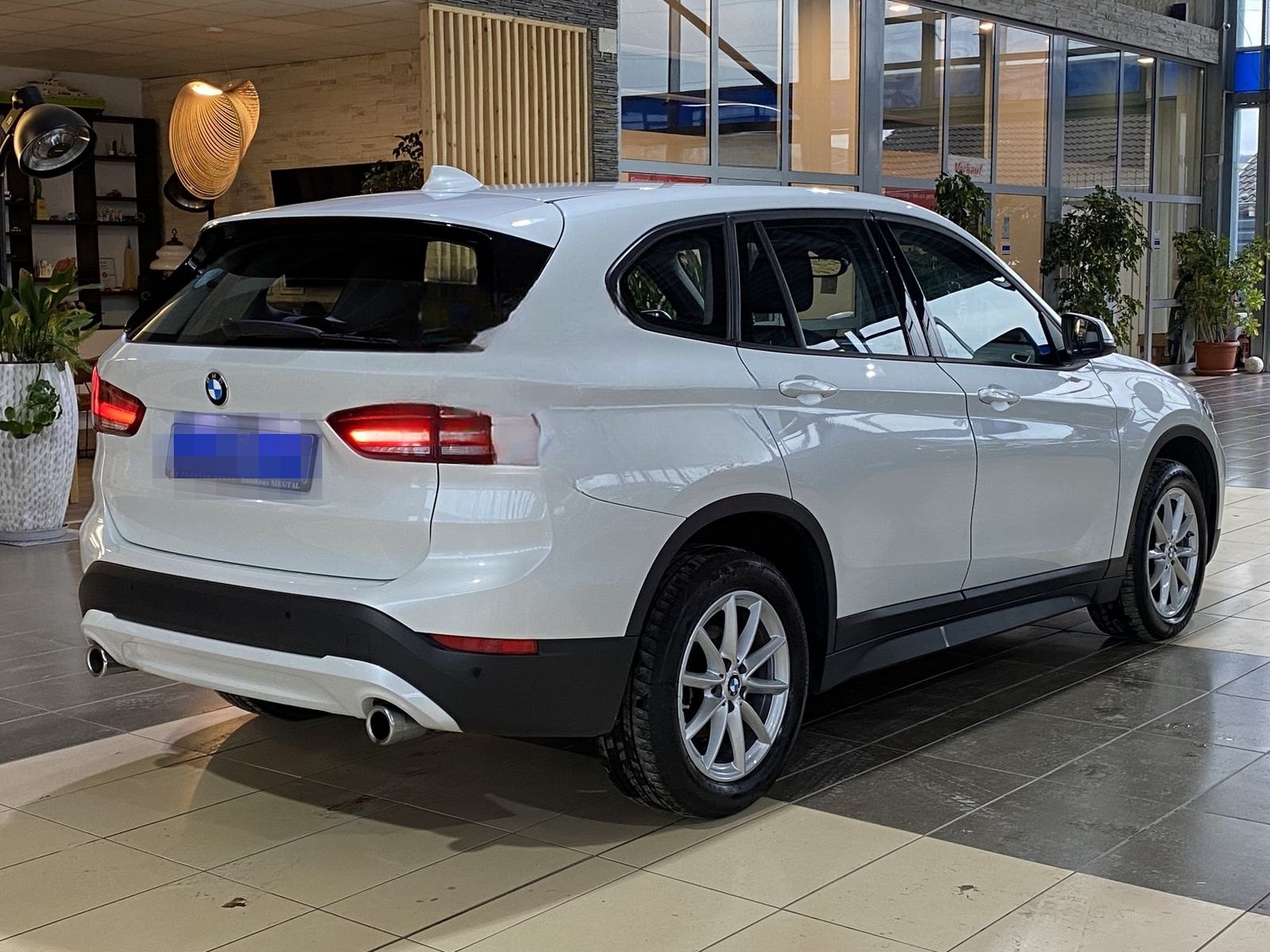 BMW X1 18d*Advantage*SHZ*PDC*Navi*LED*HiFi-L,syste foto 8