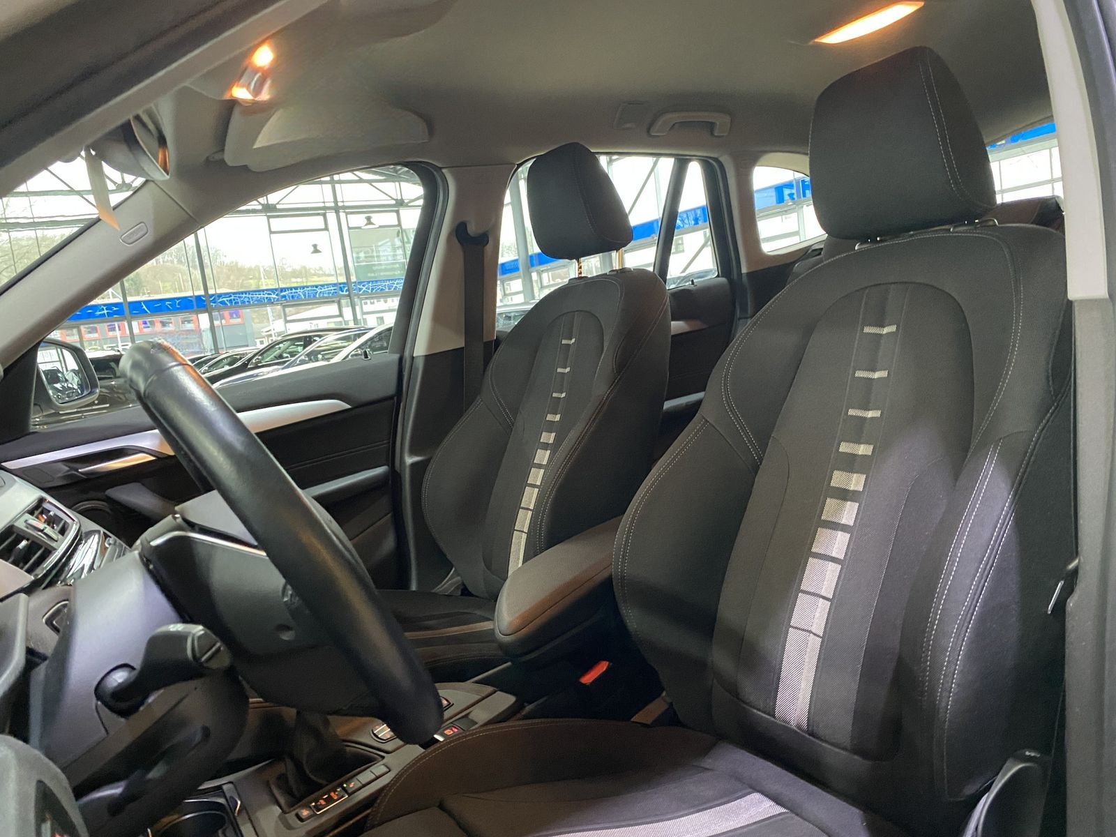 BMW X1 18d*Advantage*SHZ*PDC*Navi*LED*HiFi-L,syste foto 10