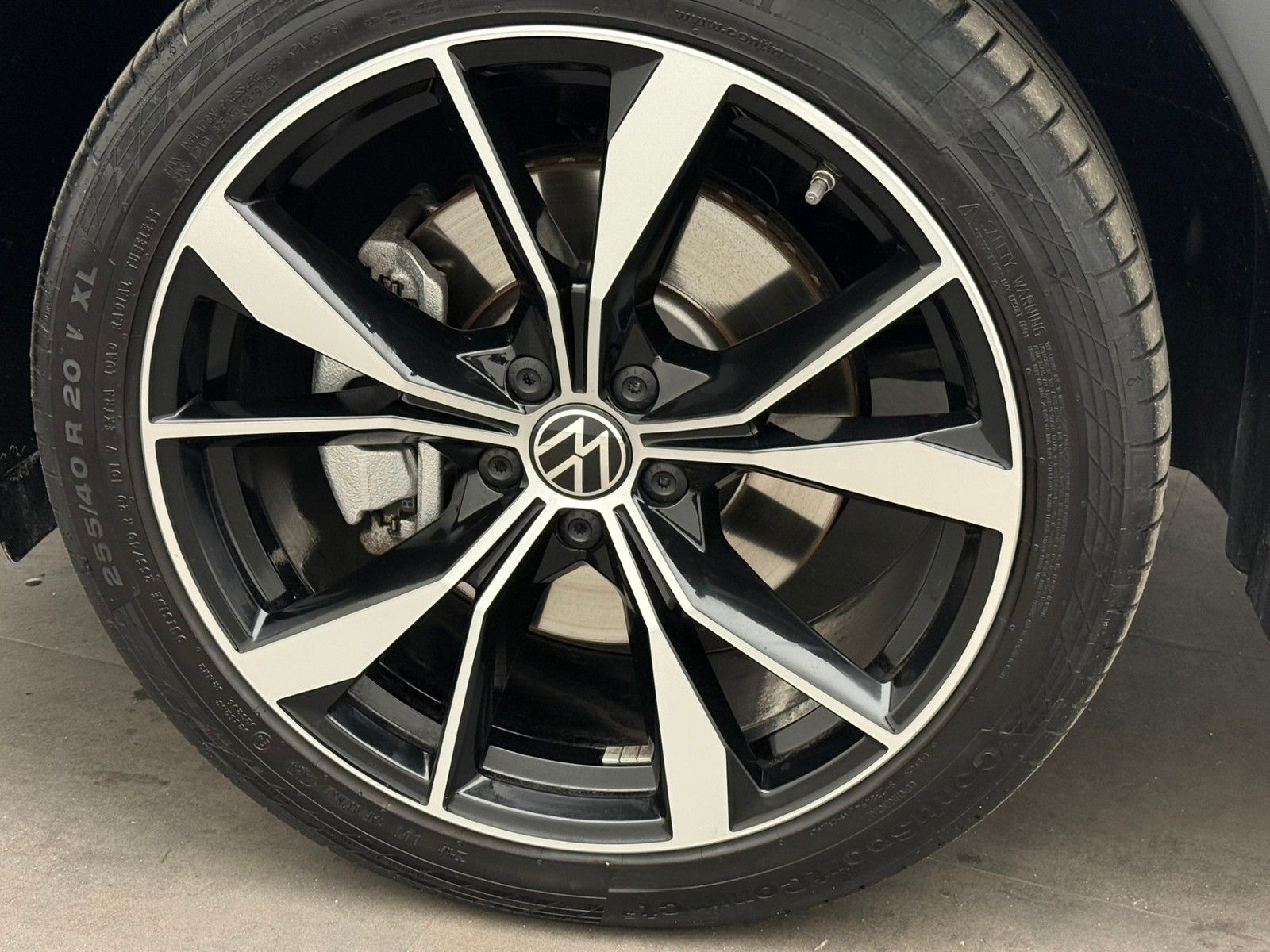 Volkswagen Tiguan Allspace TDI 4M R-Line 7Sitze BlackSport foto 15