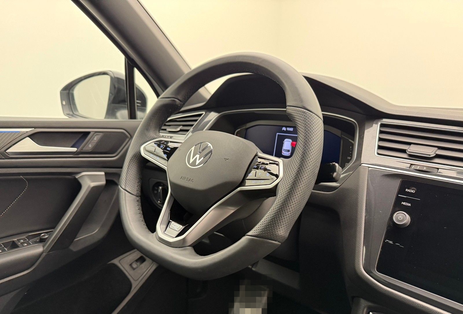 Volkswagen Tiguan Allspace TDI 4M R-Line 7Sitze BlackSport foto 6