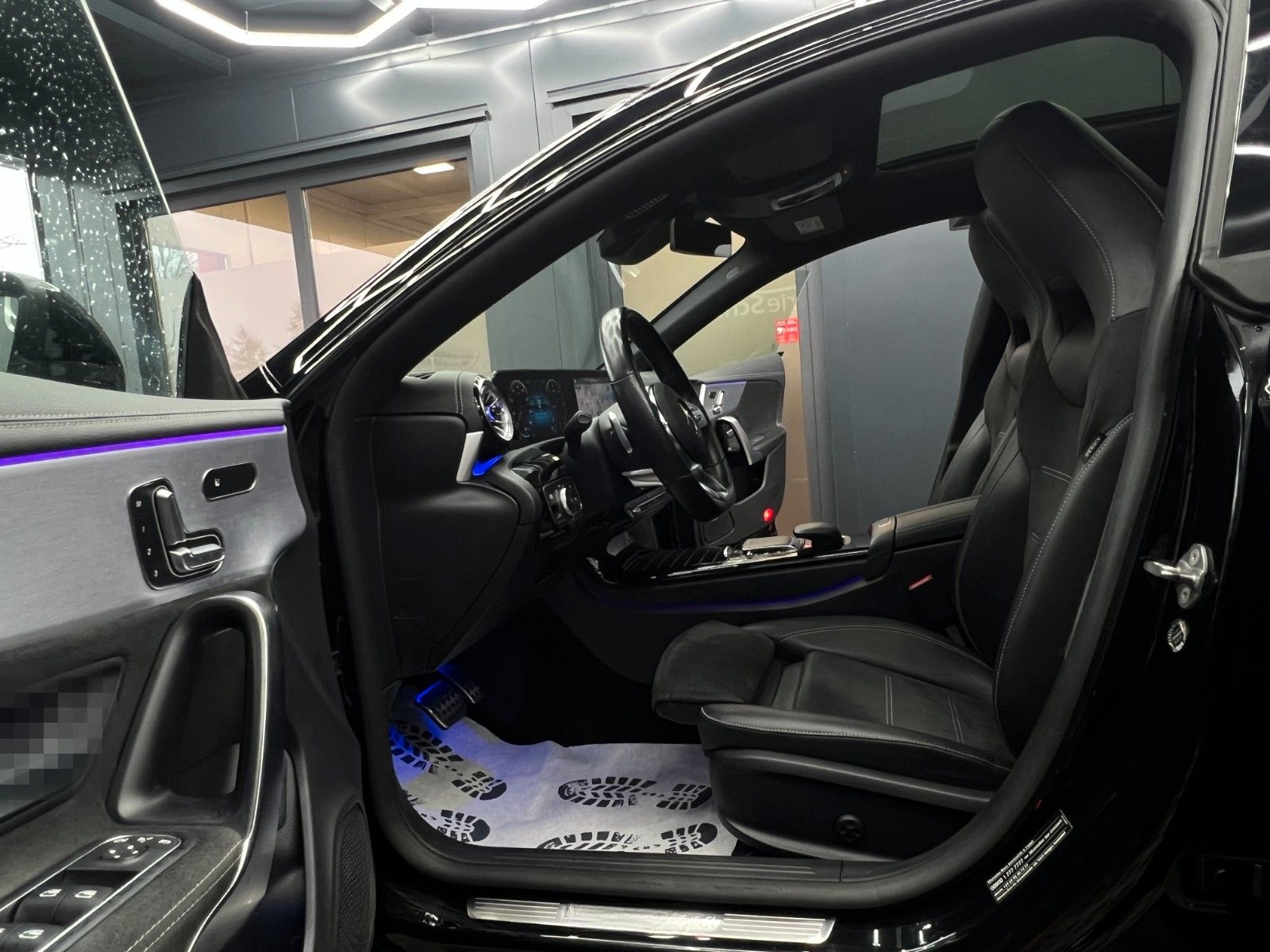 Mercedes-Benz CLA 200d SB 8G AMG NIGHT AUGR+KAM MEMORY 19"PANO foto 12