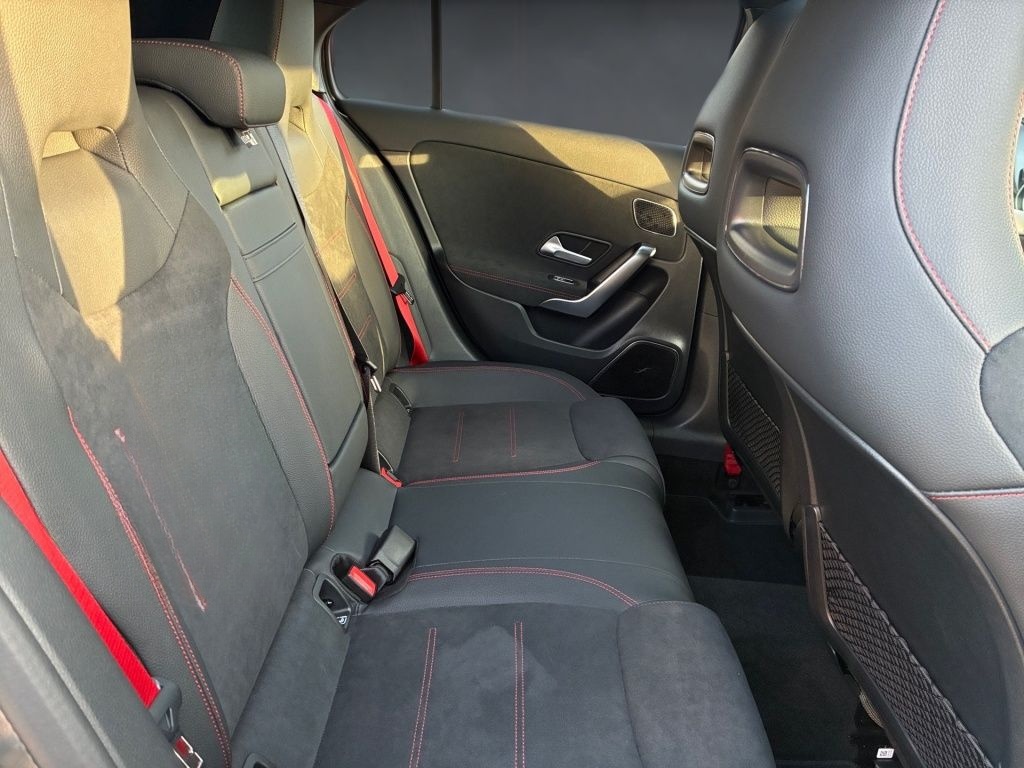 Mercedes-Benz AMG A 35 4M AHK Night 360° Multibeam Burm. Pano. foto 14