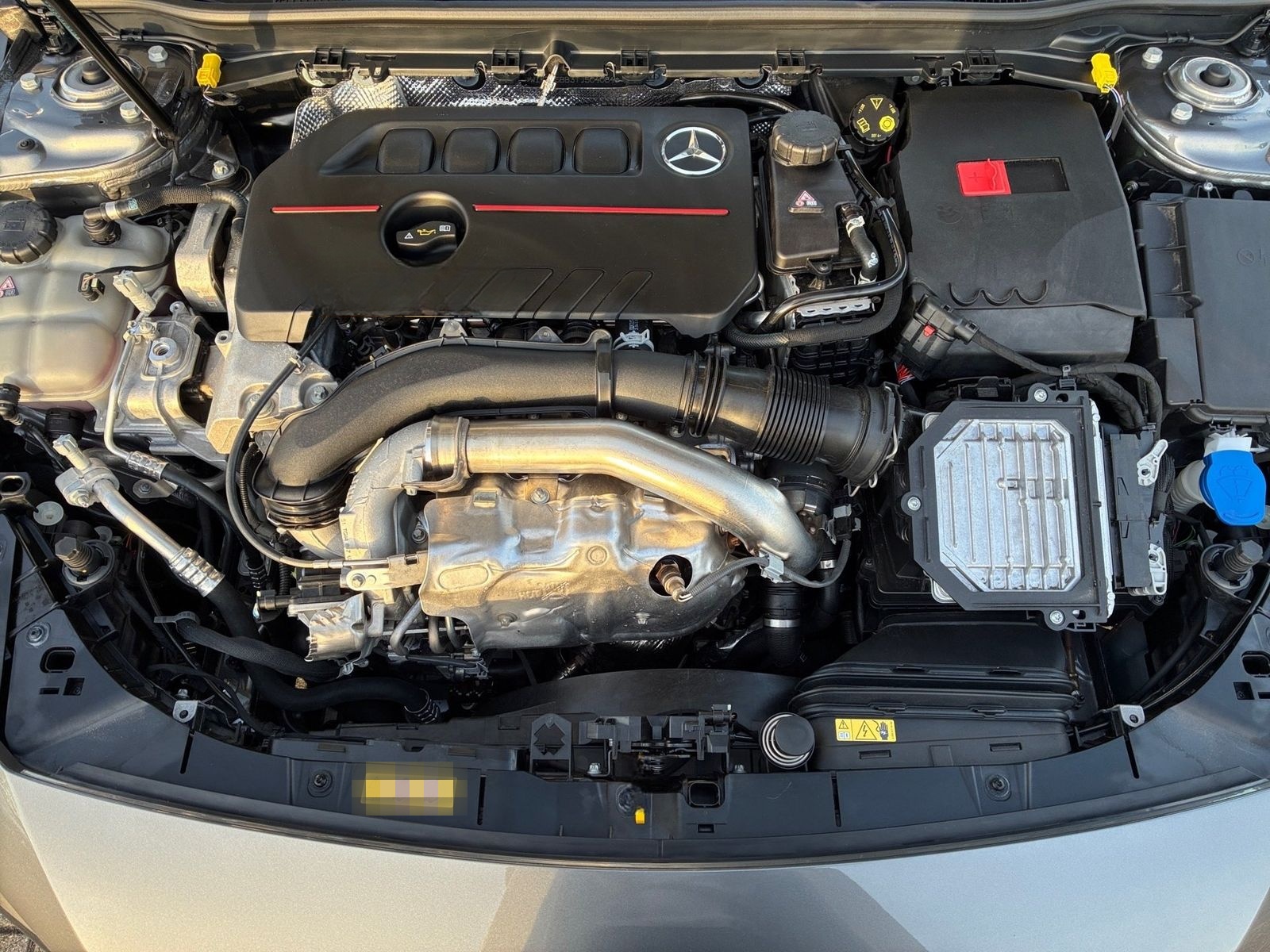 Mercedes-Benz AMG A 35 4M AHK Night 360° Multibeam Burm. Pano. foto 5