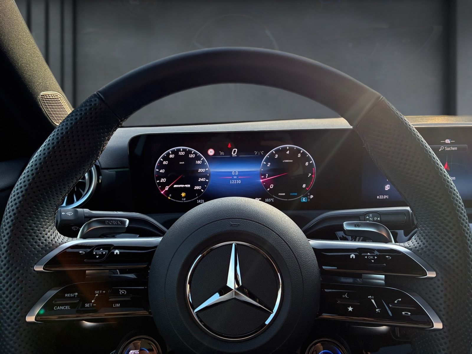 Mercedes-Benz AMG A 35 4M AHK Night 360° Multibeam Burm. Pano. foto 8