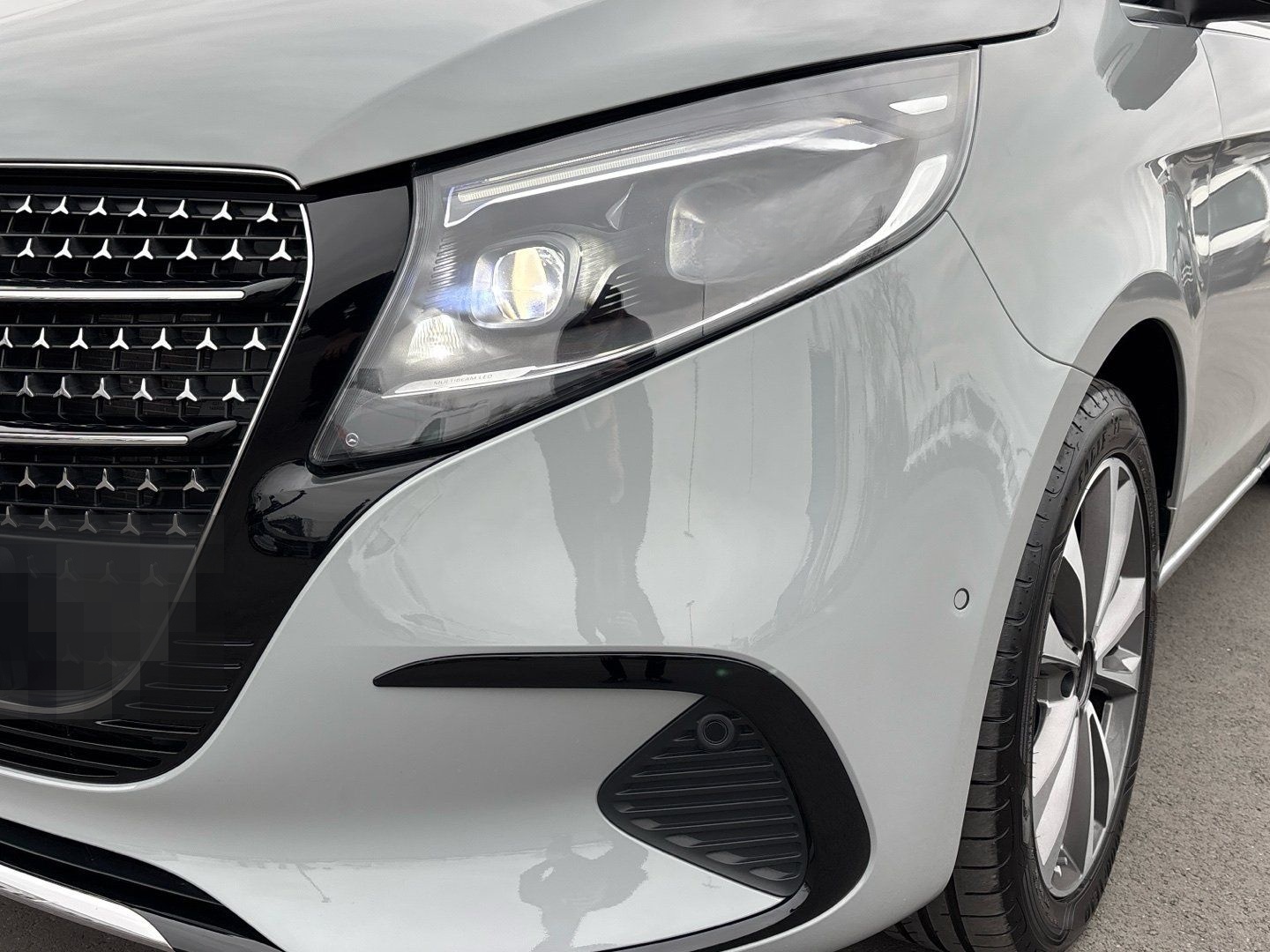Mercedes-Benz V 250 d Avantgarde lang Distr. AIRMATIC 360° AHK foto 7