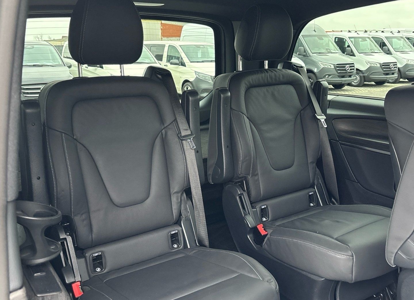 Mercedes-Benz V 250 d Avantgarde lang Distr. AIRMATIC 360° AHK foto 18