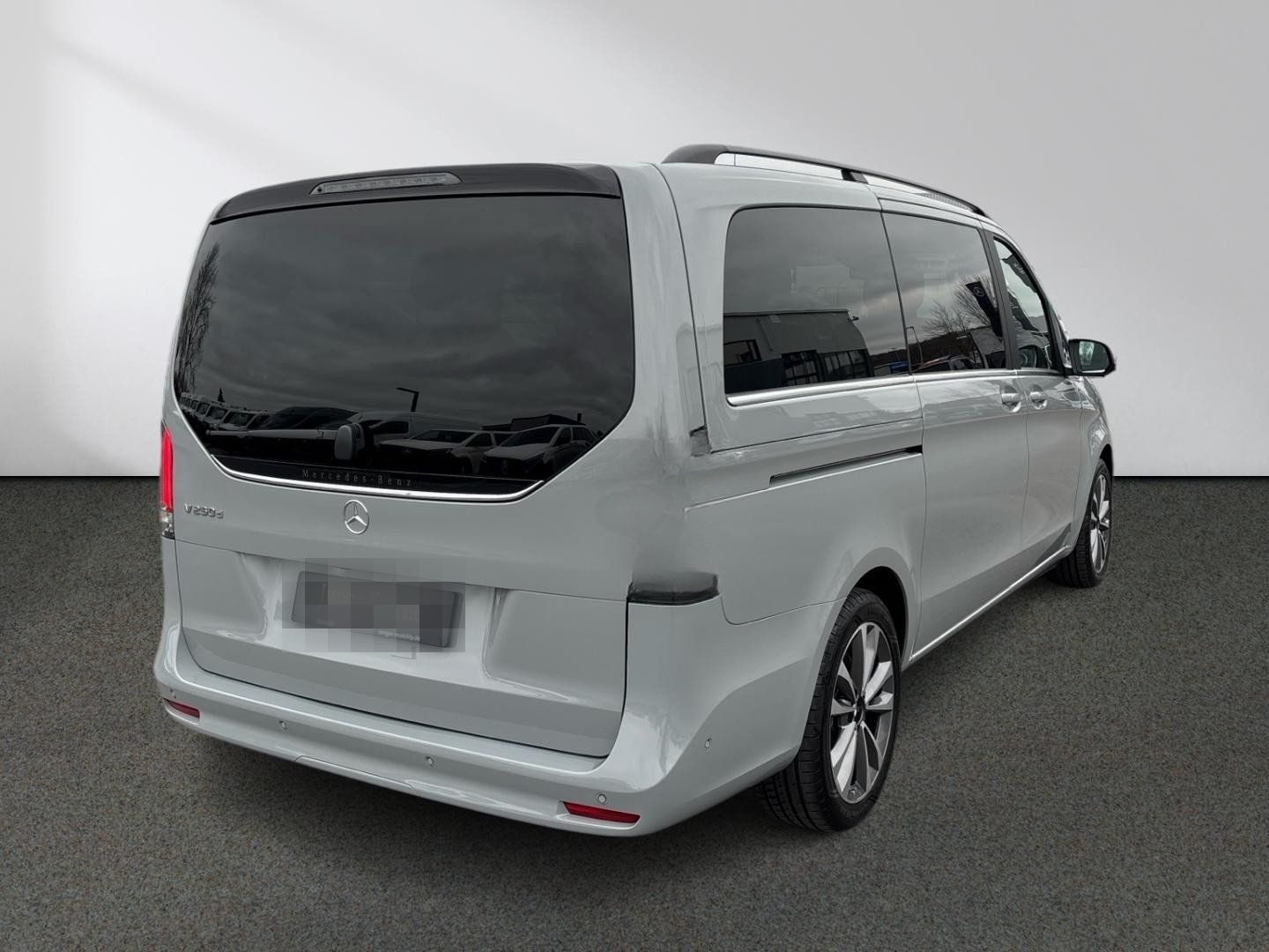 Mercedes-Benz V 250 d Avantgarde lang Distr. AIRMATIC 360° AHK foto 4