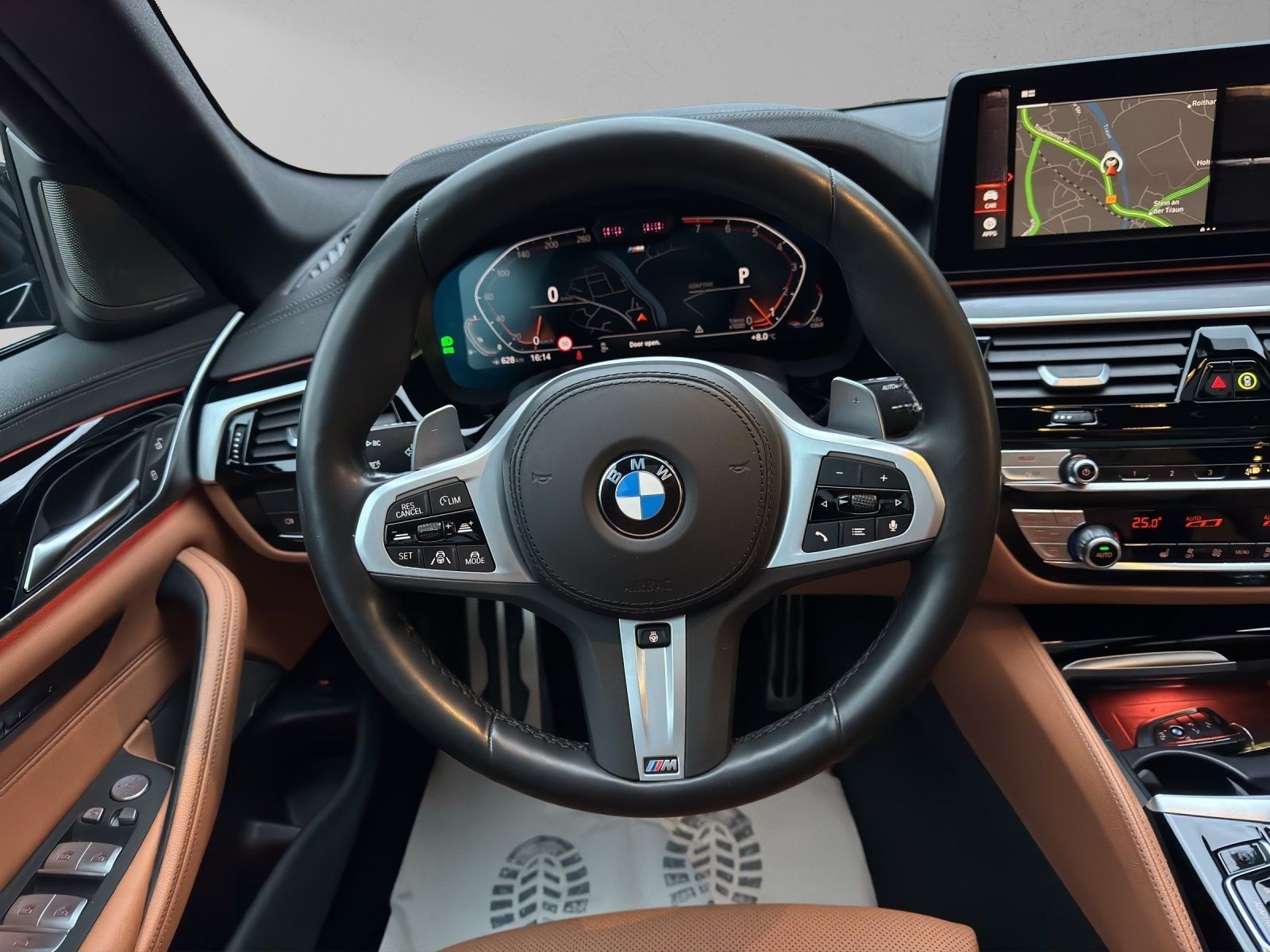 BMW 530i xDrive Touring M Sport Pro 20" Aktivlenkung foto 15