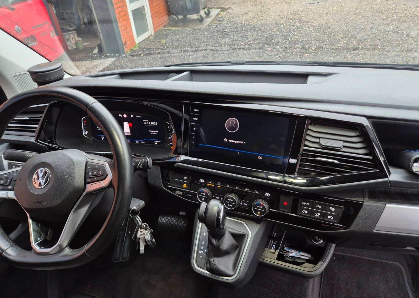 Volkswagen T6.1 Multivan 2.0TDI DSG 4Motion/STANDH/AHK/LED foto 12