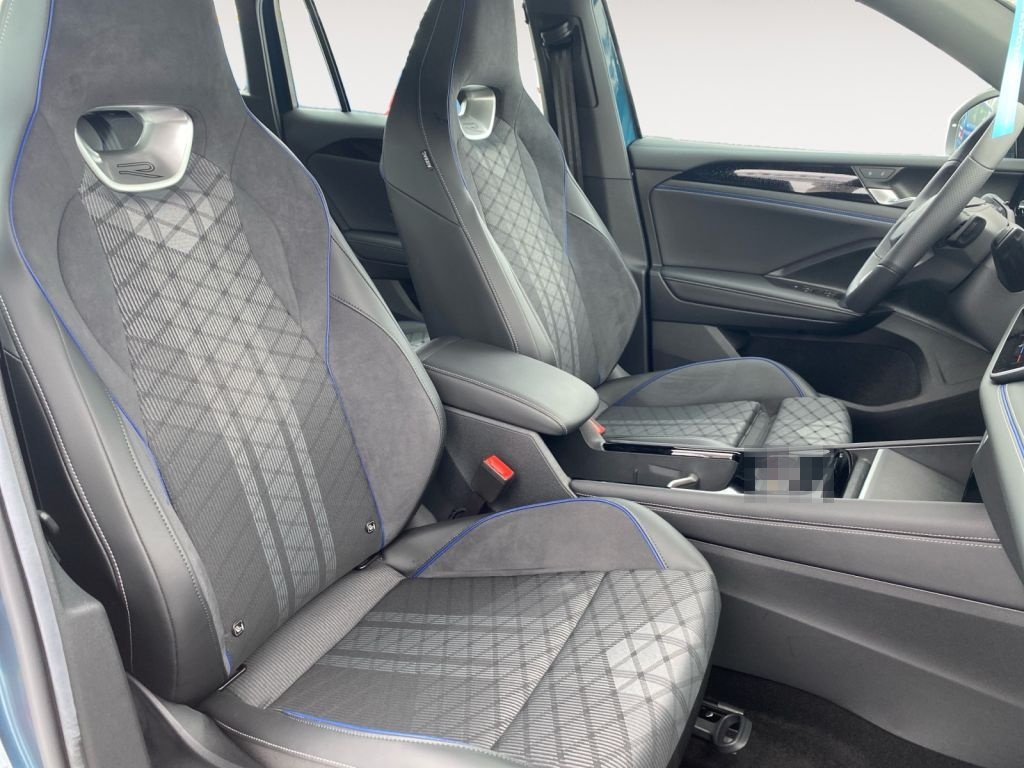 Volkswagen Tiguan 1.5 eTSI DSG R-Line AHZV IQ Matrix Navi foto 14