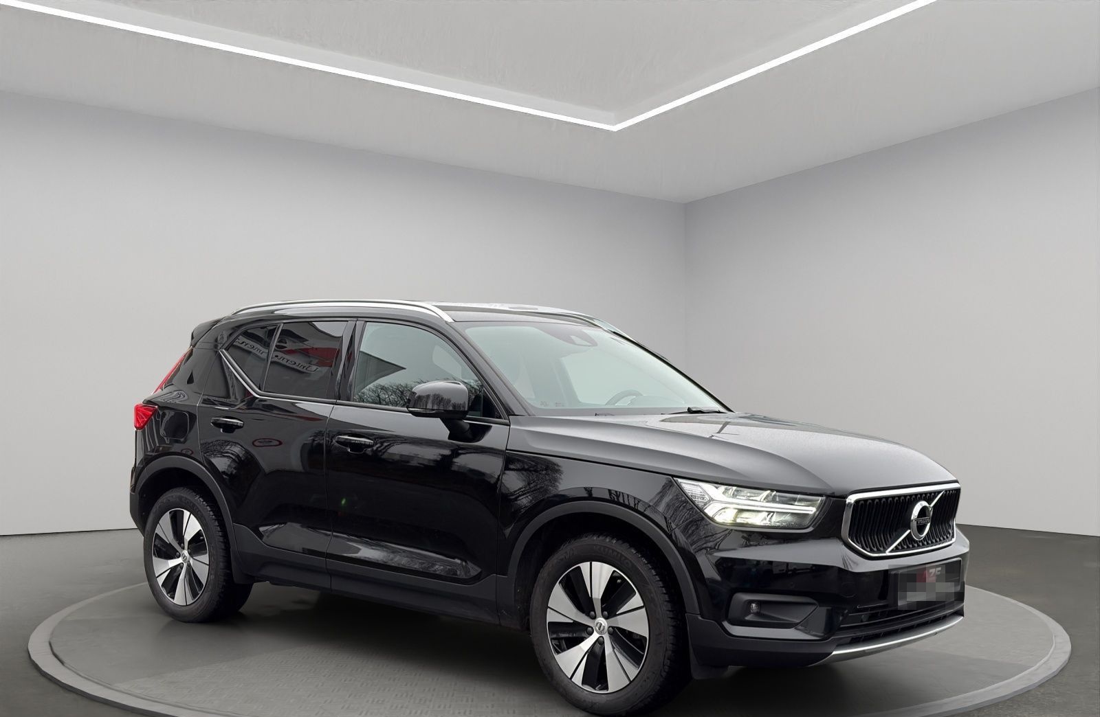 Volvo XC 40 T3 Geartronic Momentum Pro NAVI+LED+KAMERA foto 3