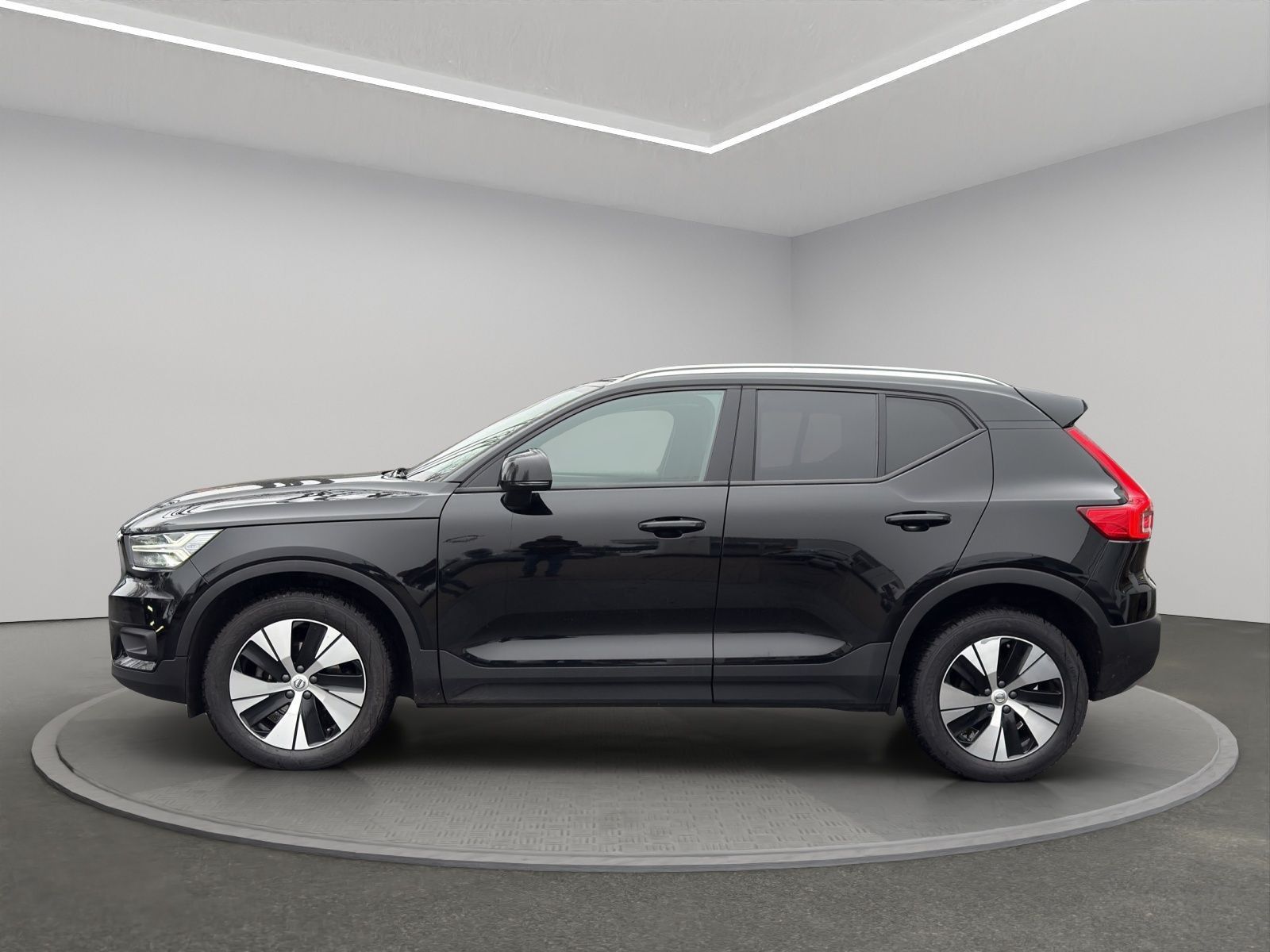 Volvo XC 40 T3 Geartronic Momentum Pro NAVI+LED+KAMERA foto 5