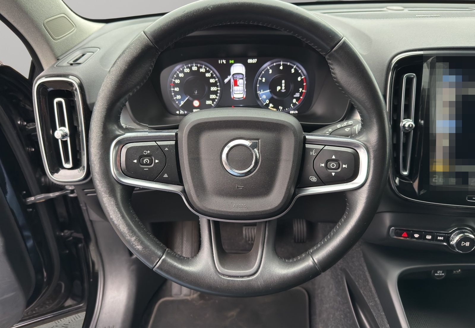 Volvo XC 40 T3 Geartronic Momentum Pro NAVI+LED+KAMERA foto 10