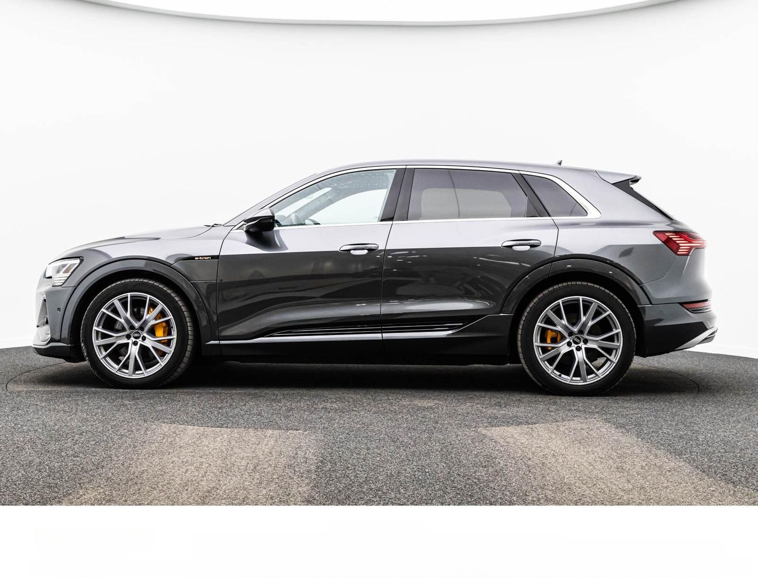 Audi E-TRON 55 S LINE/21Z./MATRIX/PANO/B&O/KAMERA/AHK foto 12