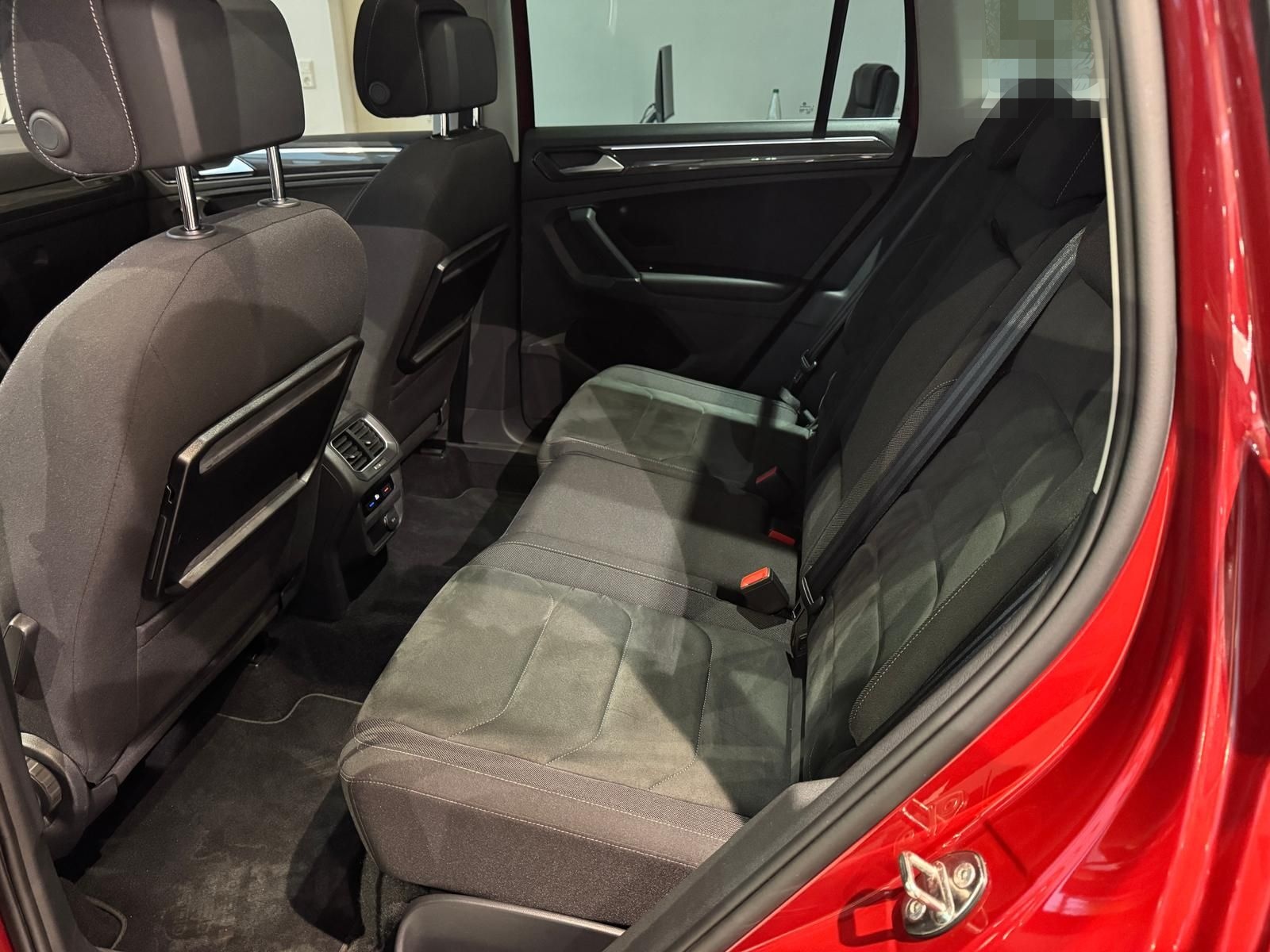 Volkswagen Tiguan 2.0 TDI 4M DSG Highline Standh. foto 15