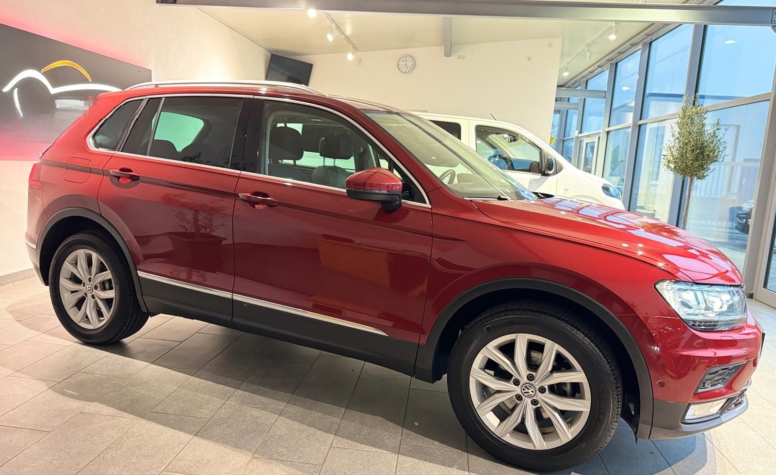 Volkswagen Tiguan 2.0 TDI 4M DSG Highline Standh. foto 5