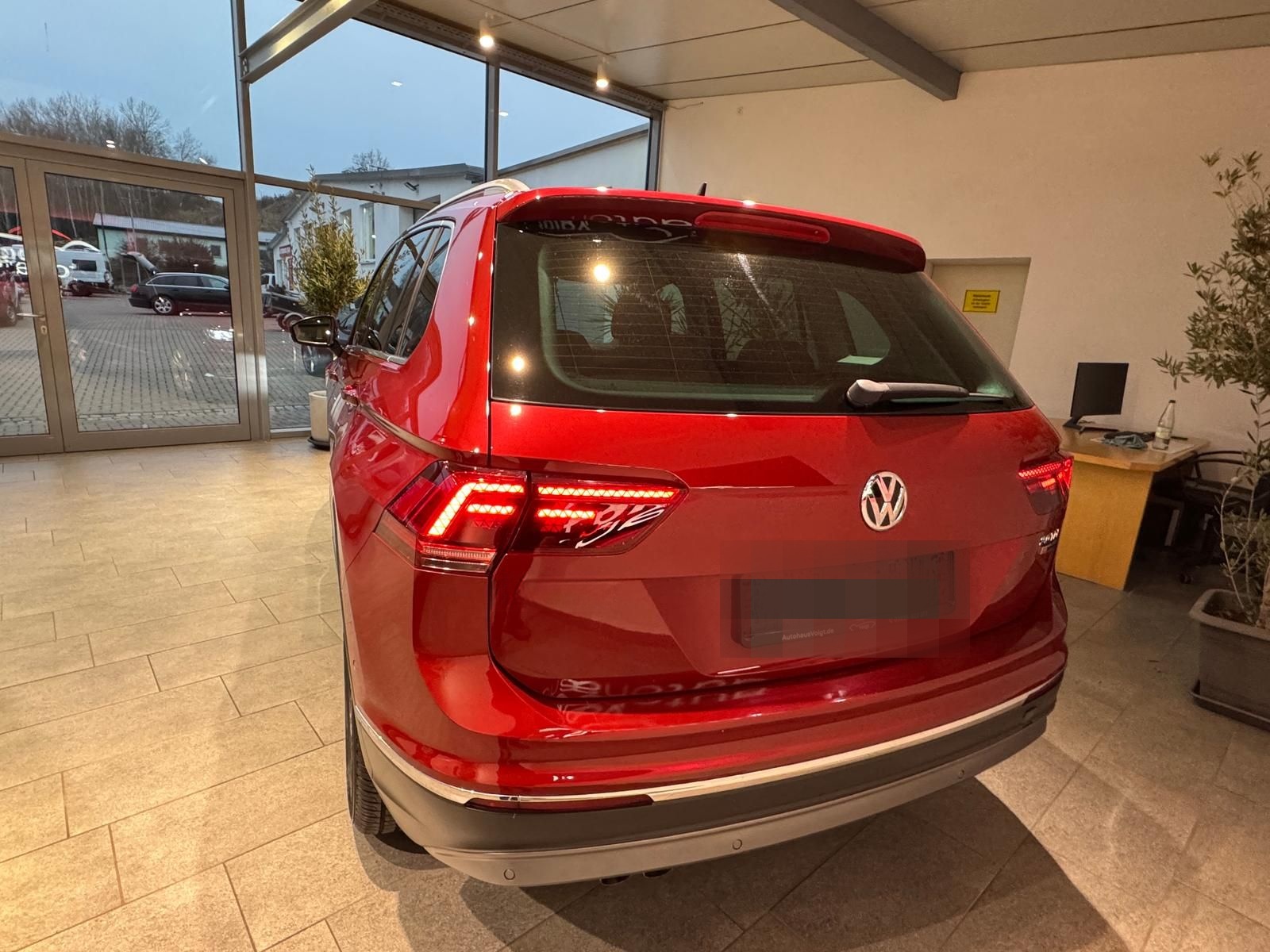Volkswagen Tiguan 2.0 TDI 4M DSG Highline Standh. foto 9