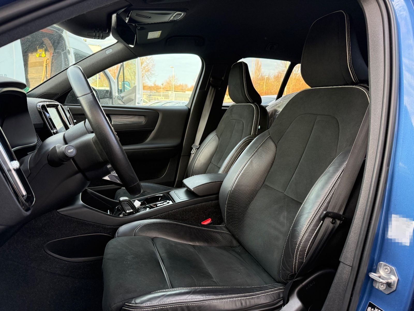 Volvo XC40 R Design AWD=Leder-Carplay-Kamera-AHK= foto 12