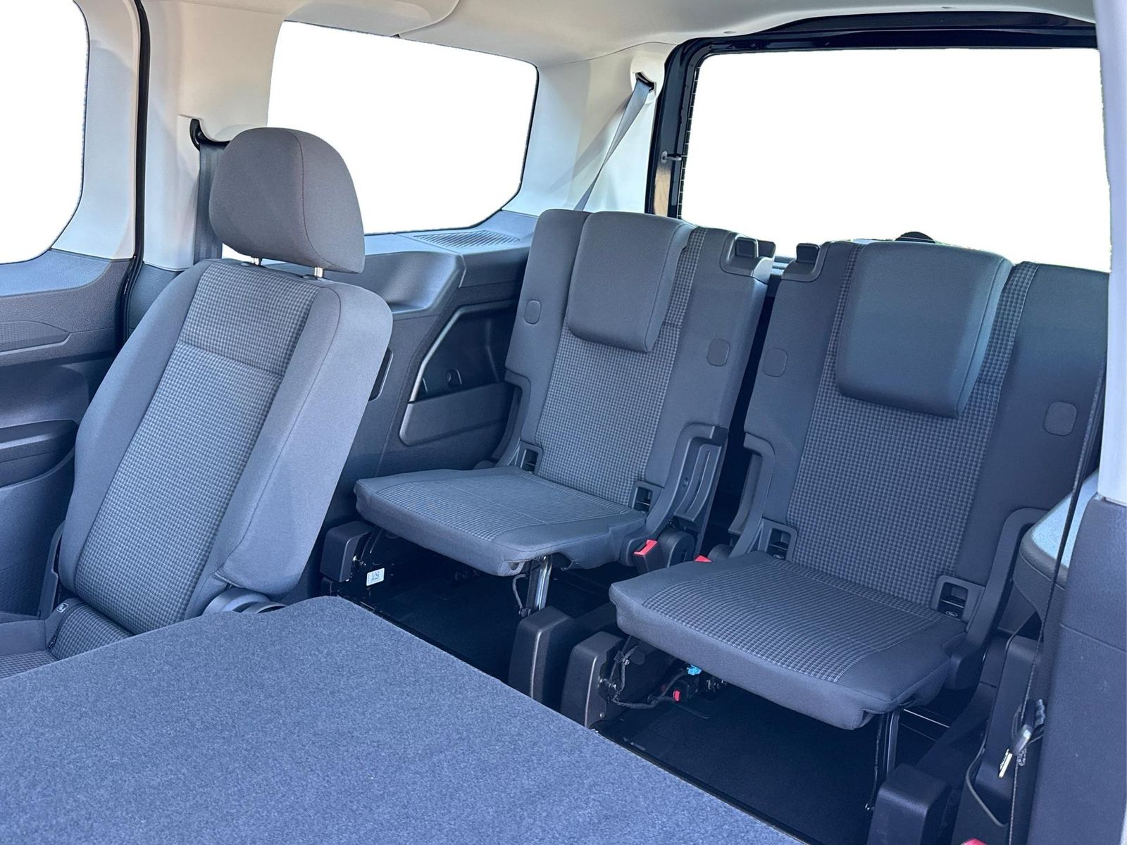 Volkswagen Caddy Maxi 4x4+AHK+KAMERA+SHZ+PDC+LANE ASSIST... foto 15