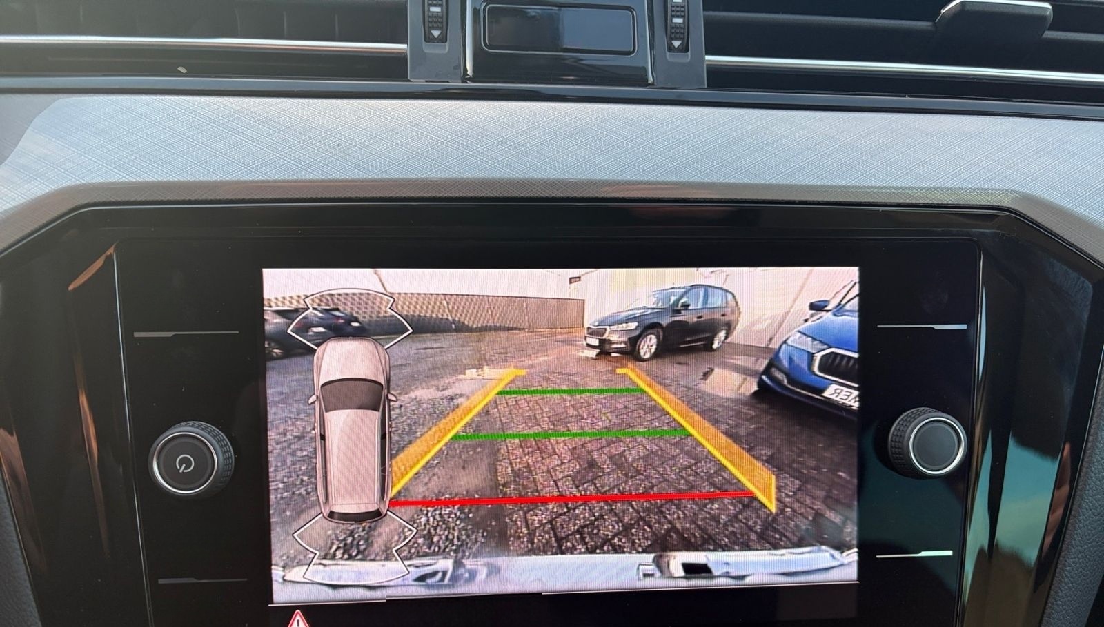 Volkswagen Passat Variant 2.0 TDI DSG BUSINESS +LED +RKAM + foto 13
