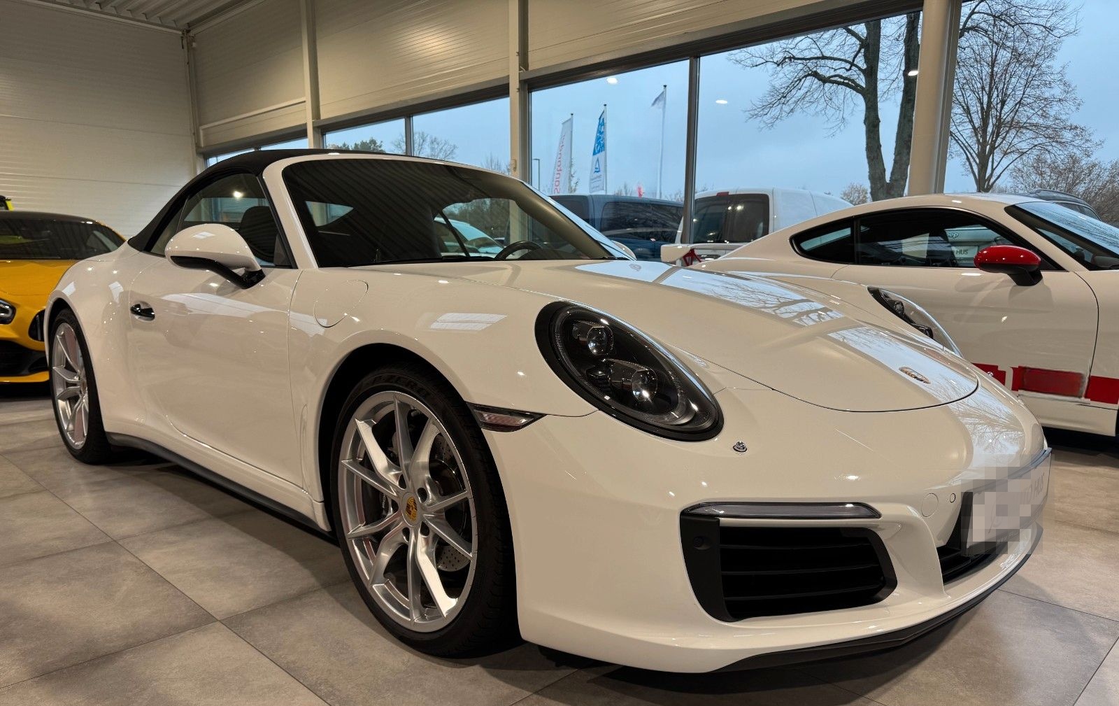 Porsche 911 PDK Carrera 4 Cabriolet Approved bis 11.2026 foto 3