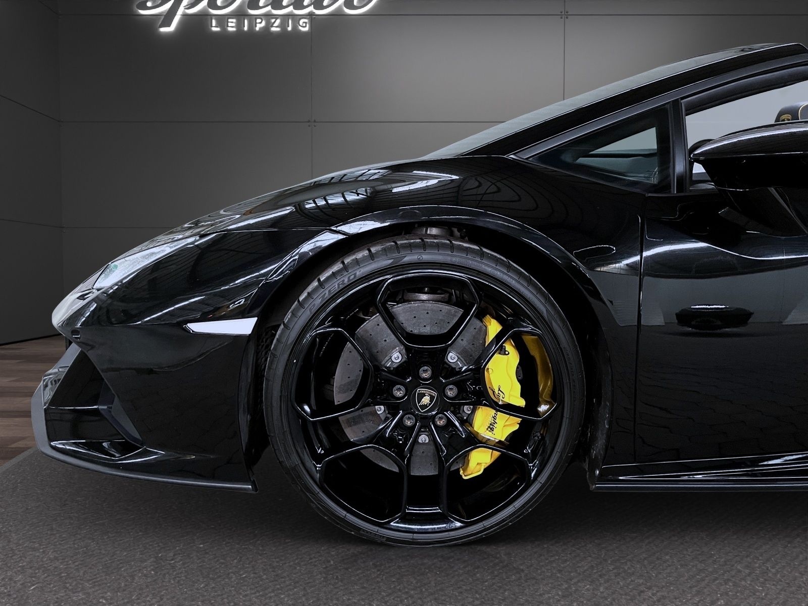 Lamborghini Huracan EVO Spider foto 11
