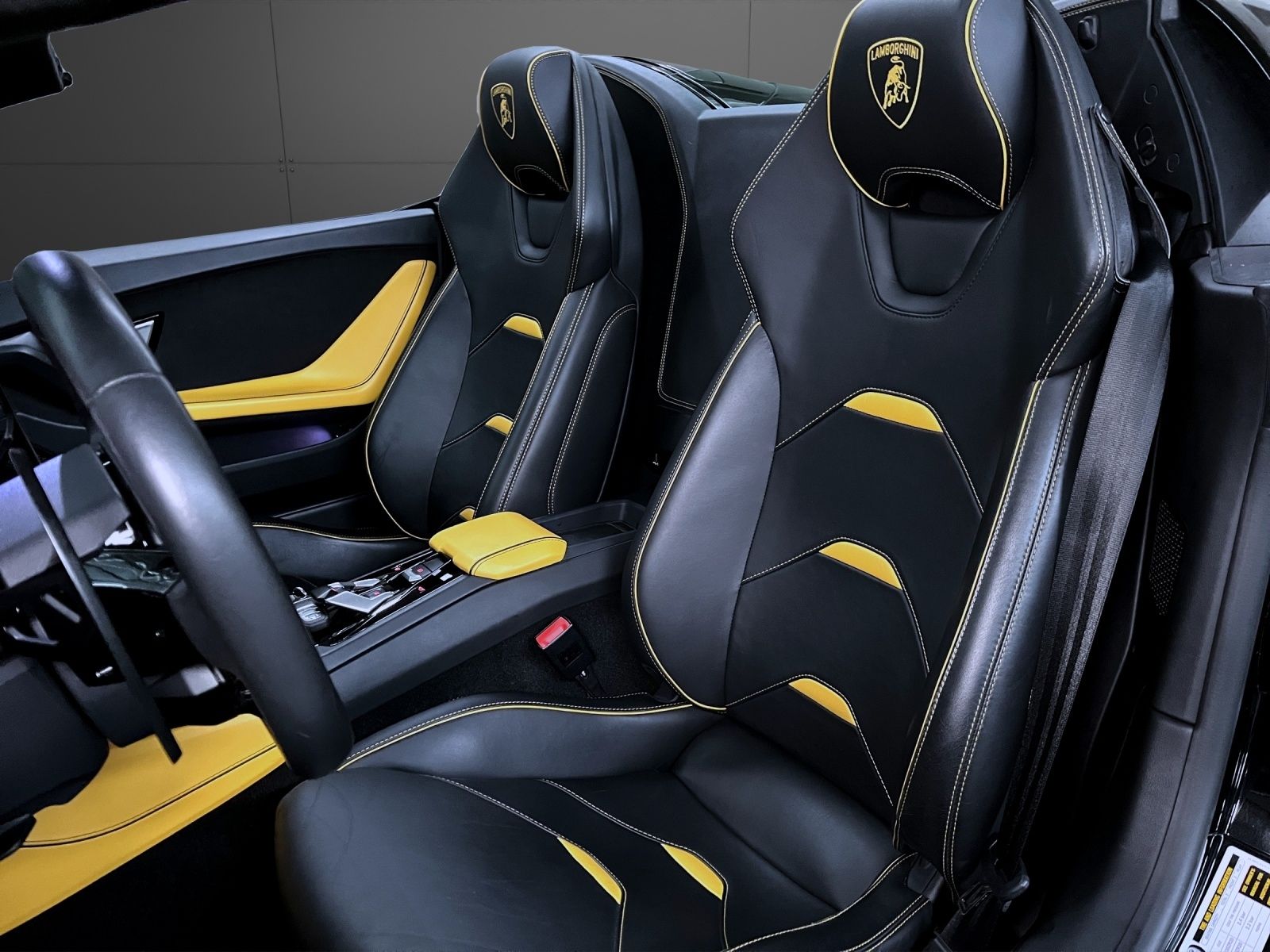 Lamborghini Huracan EVO Spider foto 9