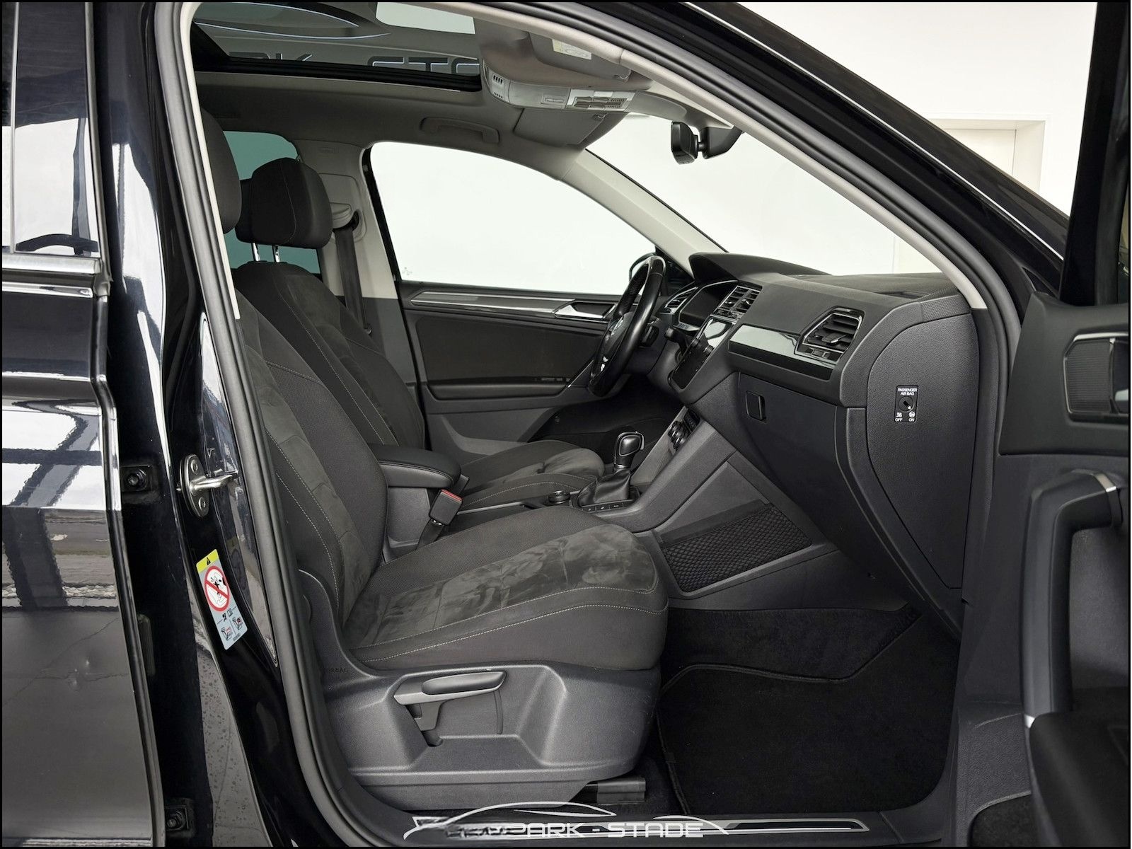 Volkswagen Tiguan 2.0 TDI DSG Highline 4M Pano ActiveInfo foto 10