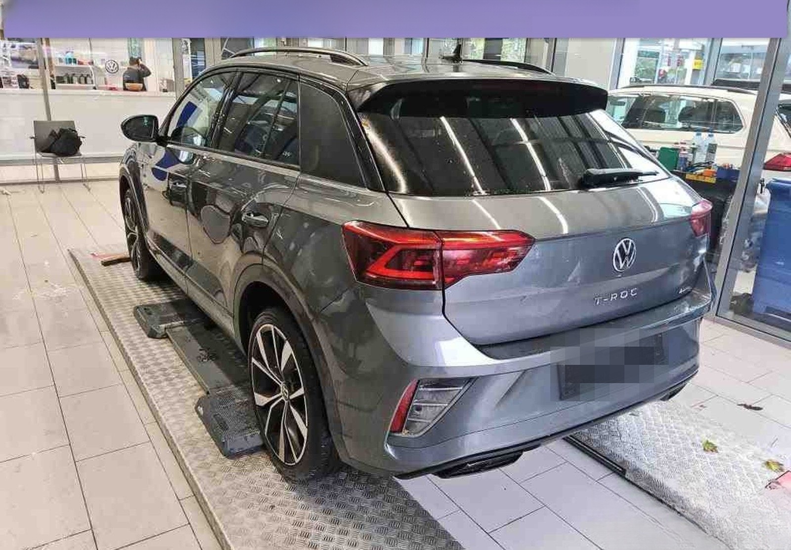 Volkswagen T-ROC R-LINE BLACK STYLE 4MOTION 2.0 TSI DSG LED foto 3