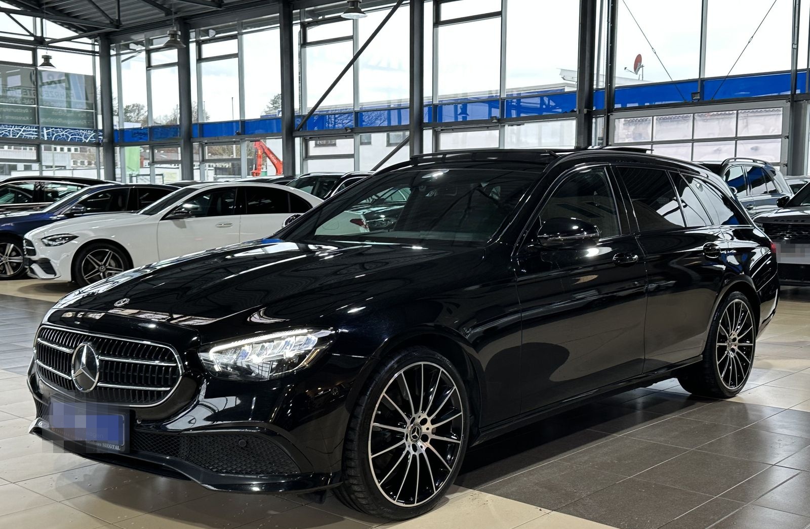 Mercedes-Benz E 300 d*4M*AMG Line*Night-Paket*Pano*LED*Leder* foto 3