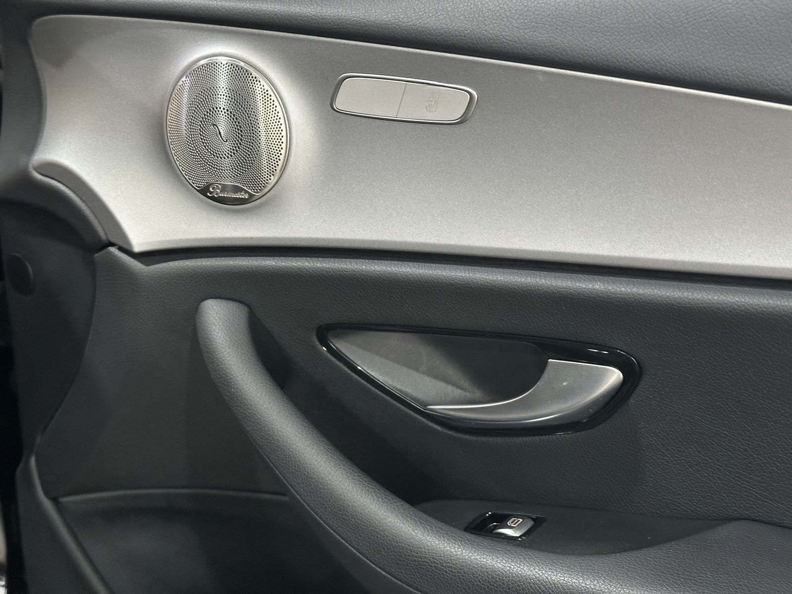 Mercedes-Benz E 300 d*4M*AMG Line*Night-Paket*Pano*LED*Leder* foto 21