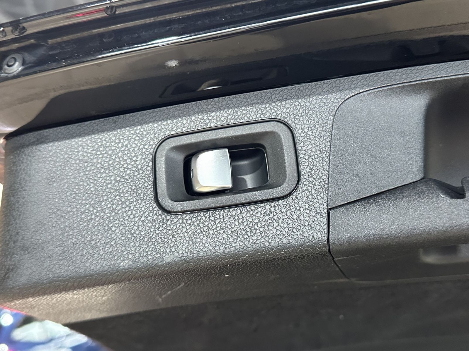 Mercedes-Benz E 300 d*4M*AMG Line*Night-Paket*Pano*LED*Leder* foto 7